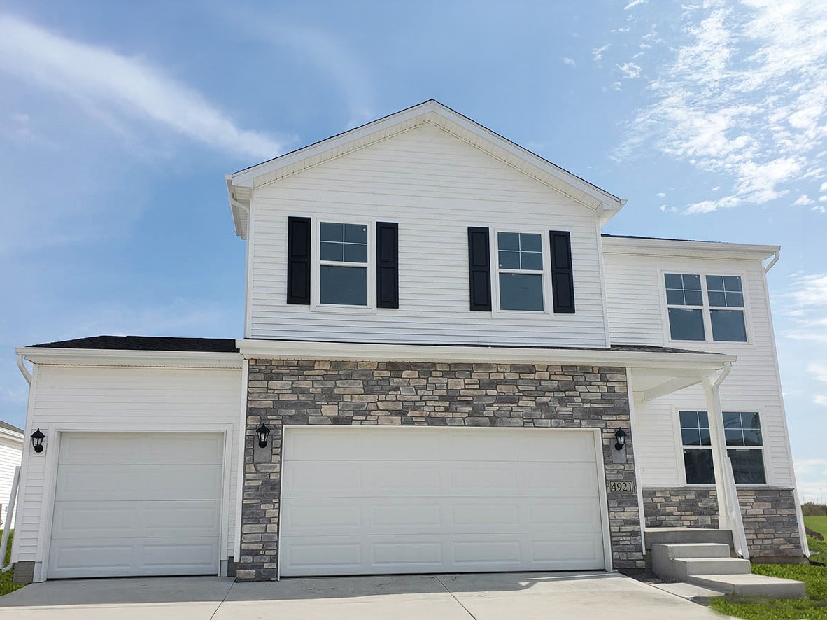 3029 Sweetwater Drive Property Photo 1