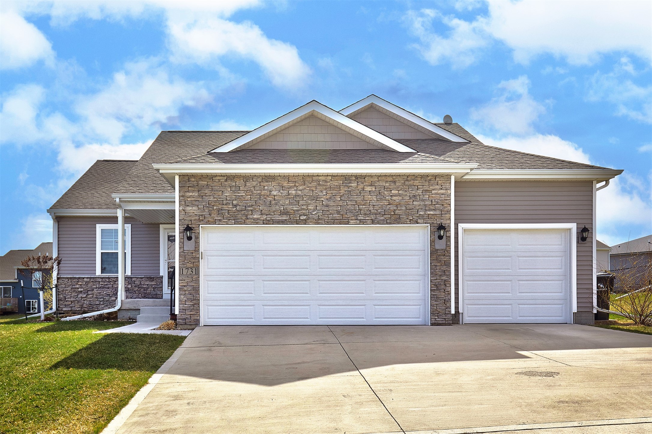 1731 Roebling Road Property Photo 1