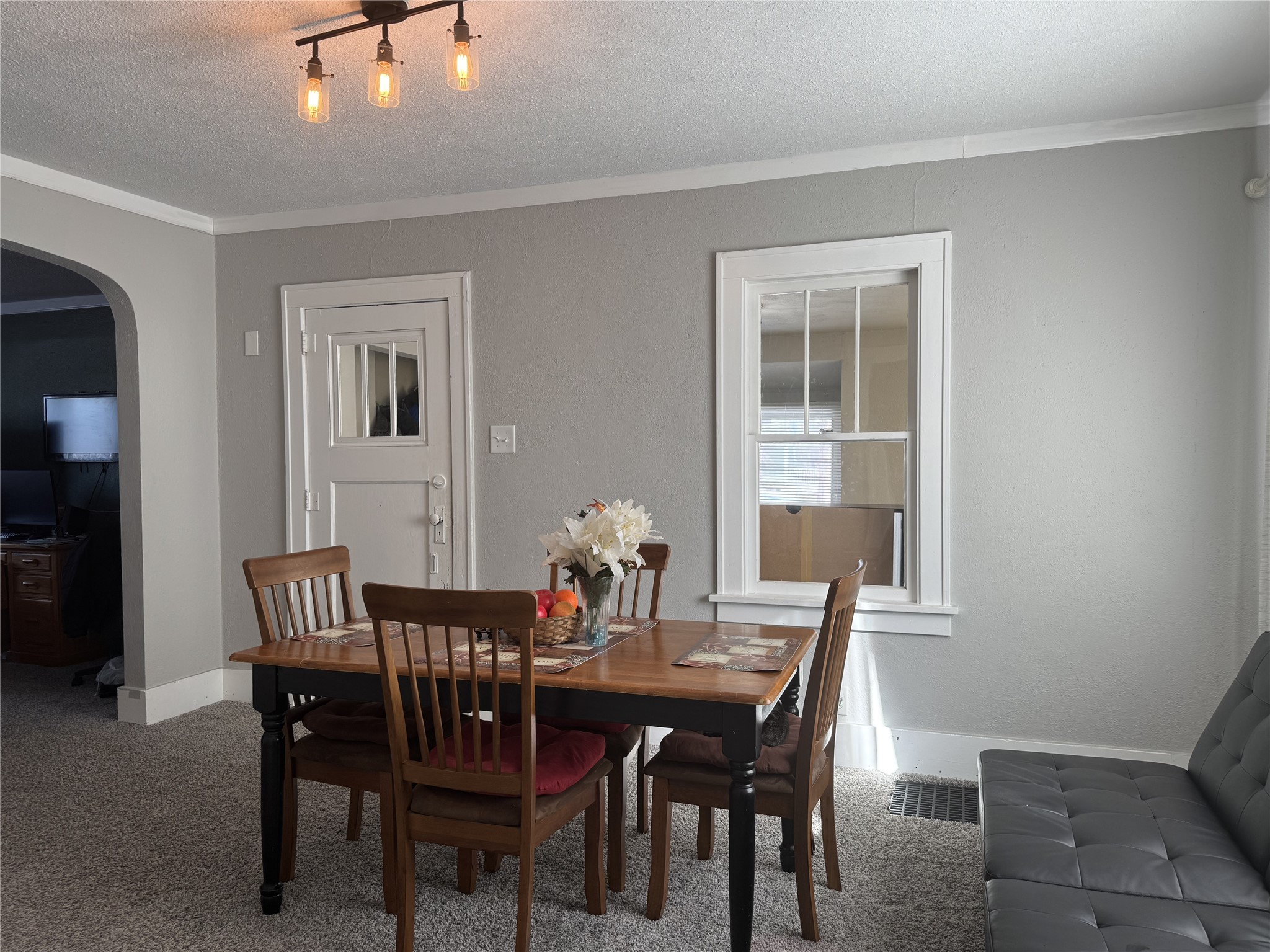 819 Division Street Property Photo 17