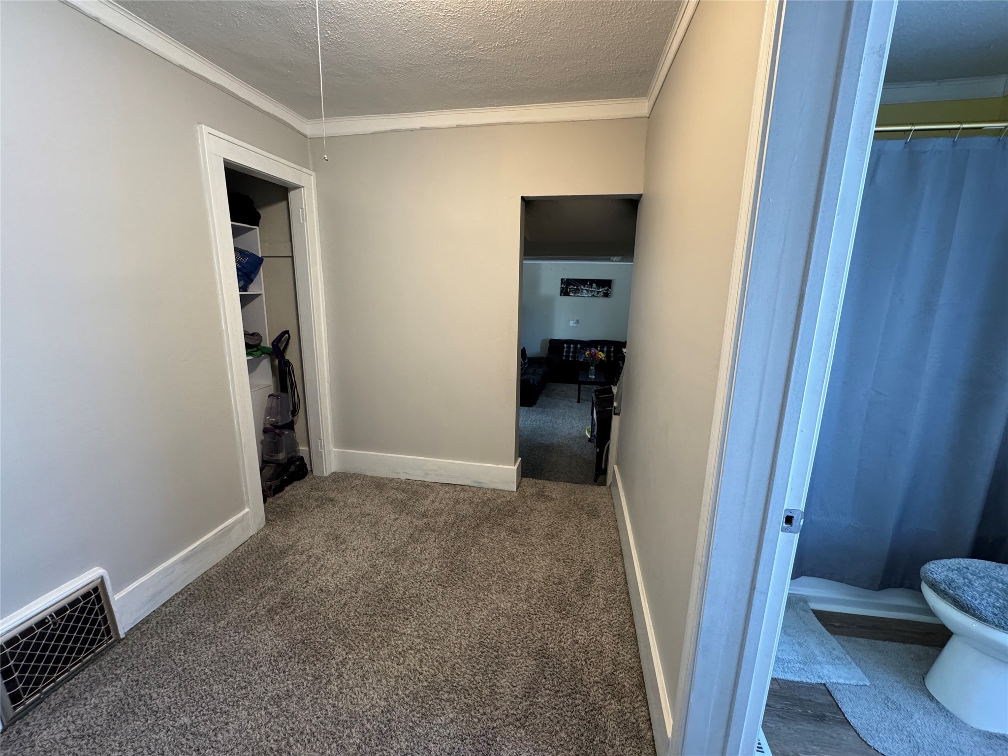 819 Division Street Property Photo 32