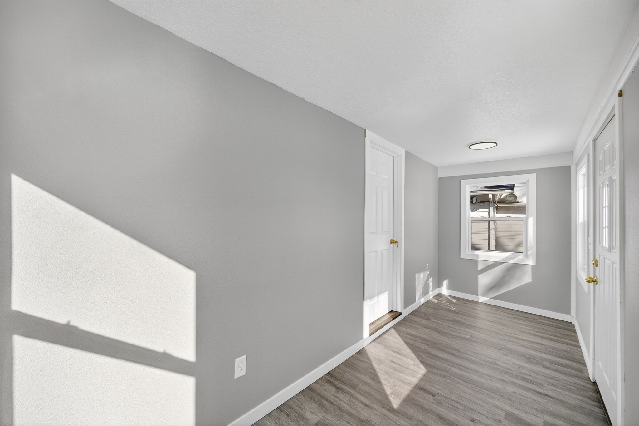 2024 Capitol Avenue Property Photo 5