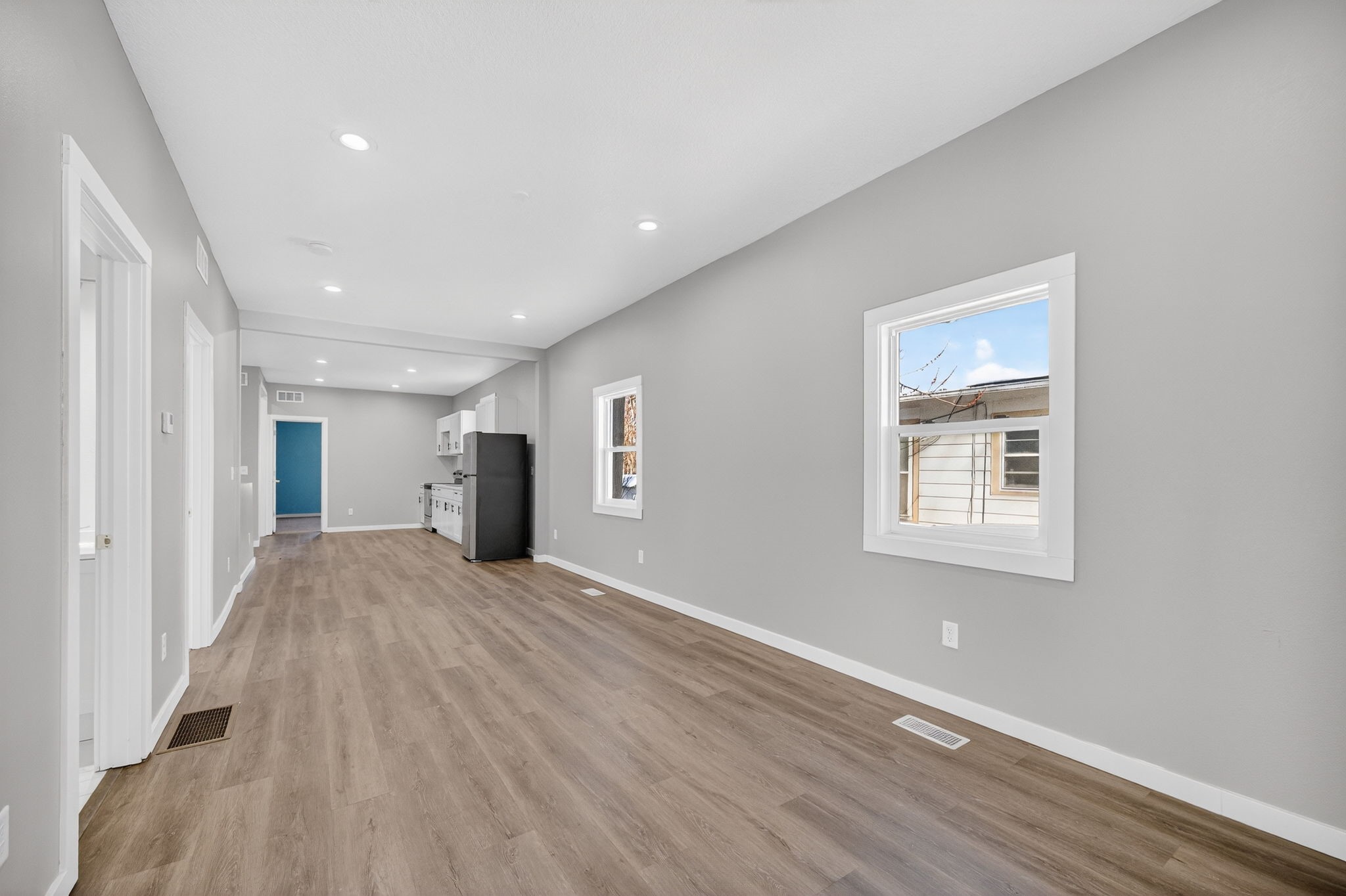 2024 Capitol Avenue Property Photo 6