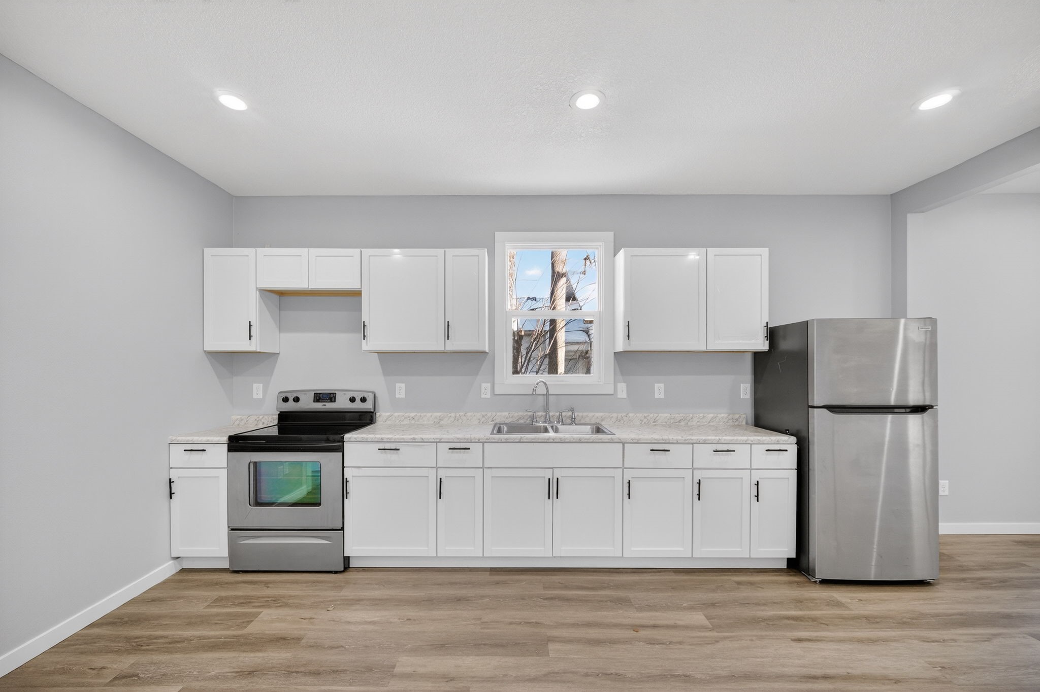 2024 Capitol Avenue Property Photo 12