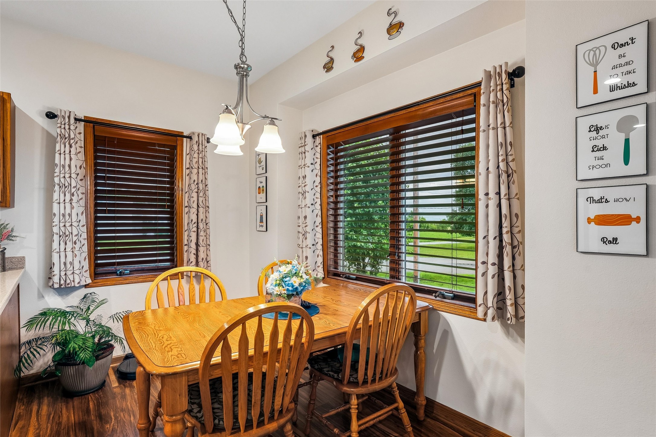 302 Coneflower Court Property Photo 6