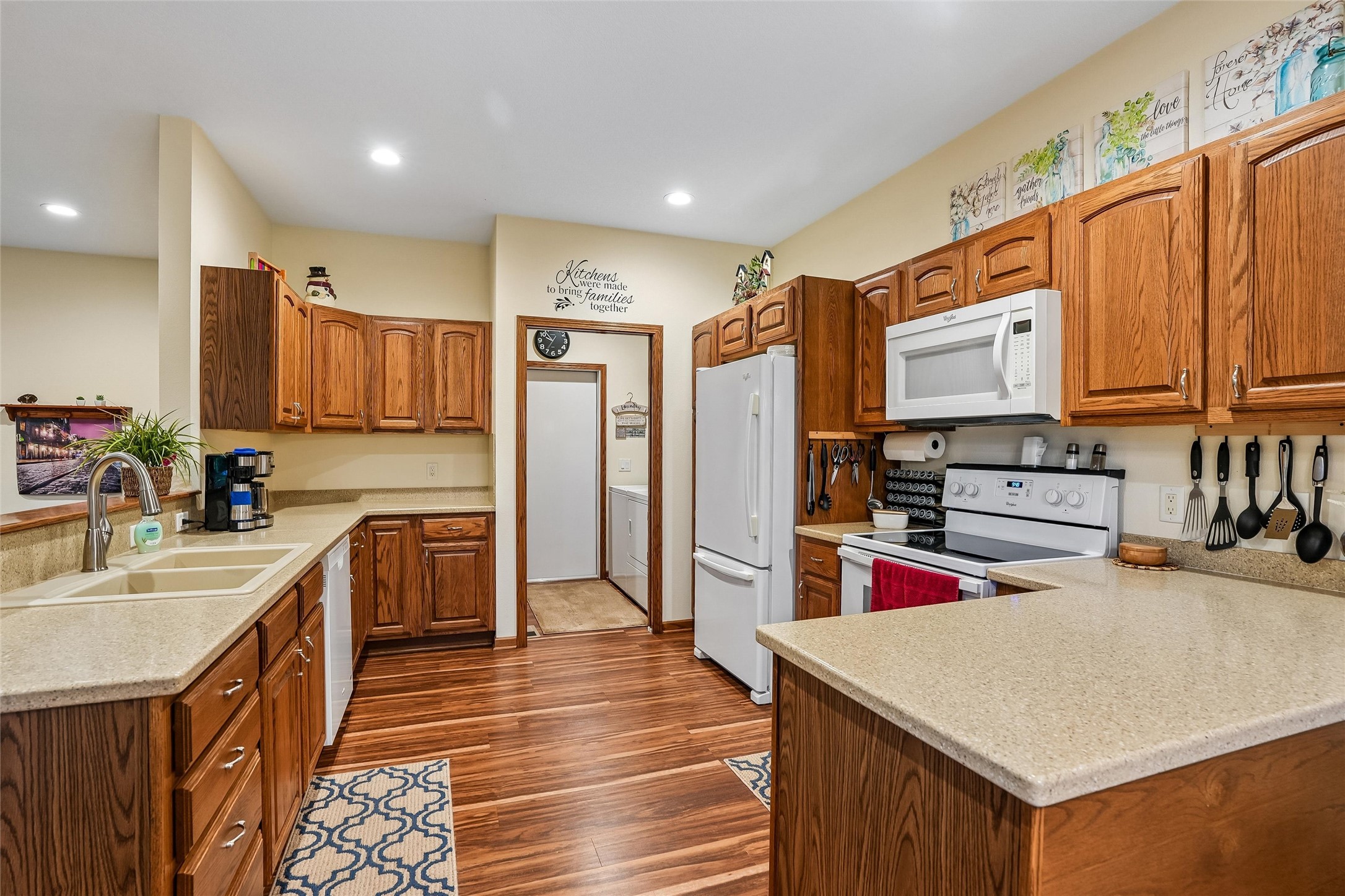 302 Coneflower Court Property Photo 7