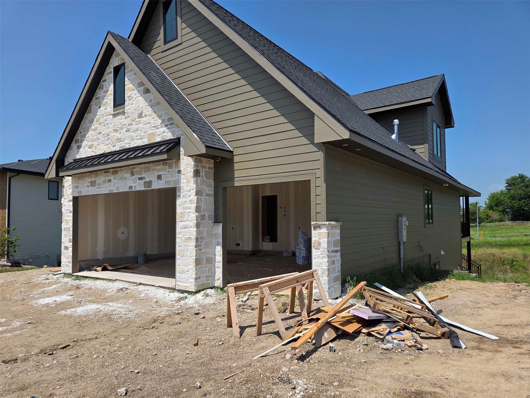 6120 Ne Terrace Ridge Drive Property Photo 3