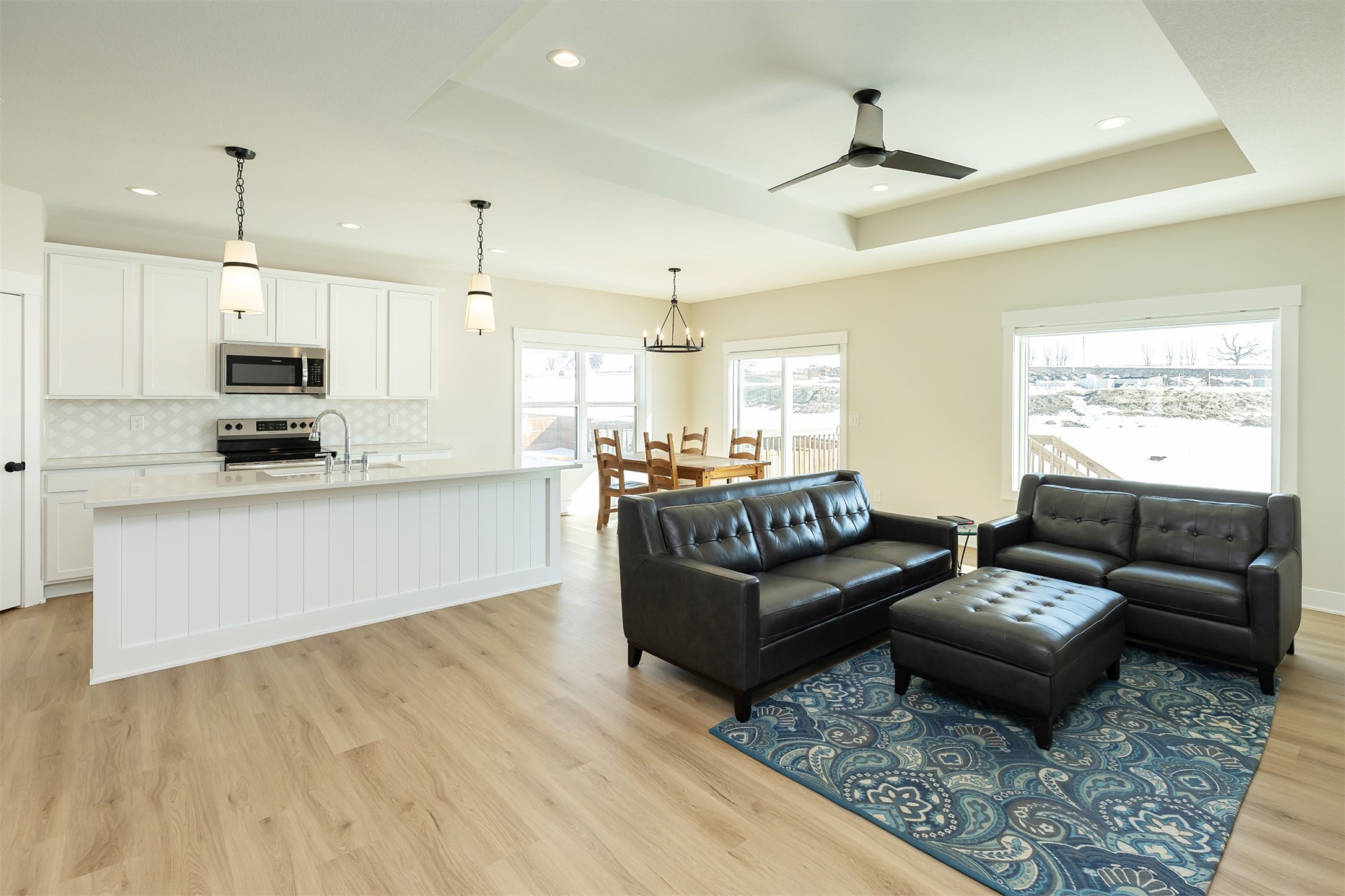 929 Wolf Creek Drive Property Photo 11
