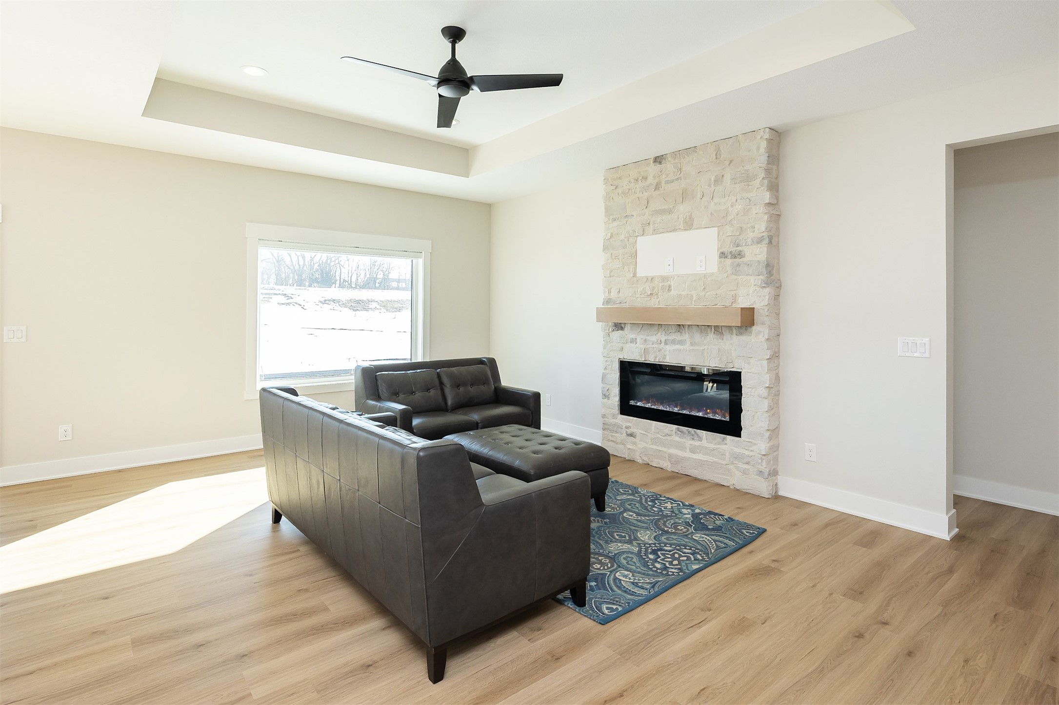 929 Wolf Creek Drive Property Photo 13