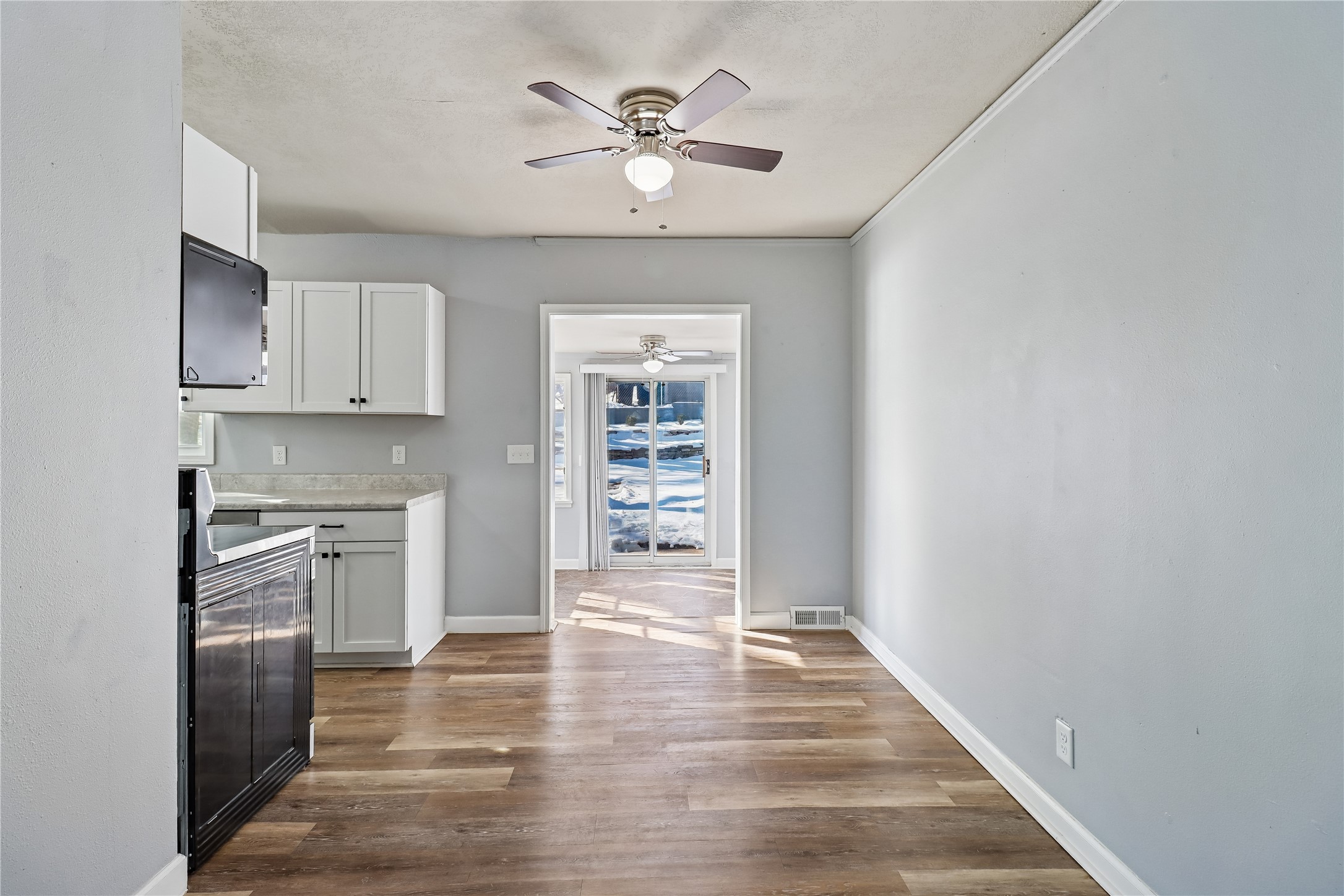 1404 Burlington Terrace Property Photo 4