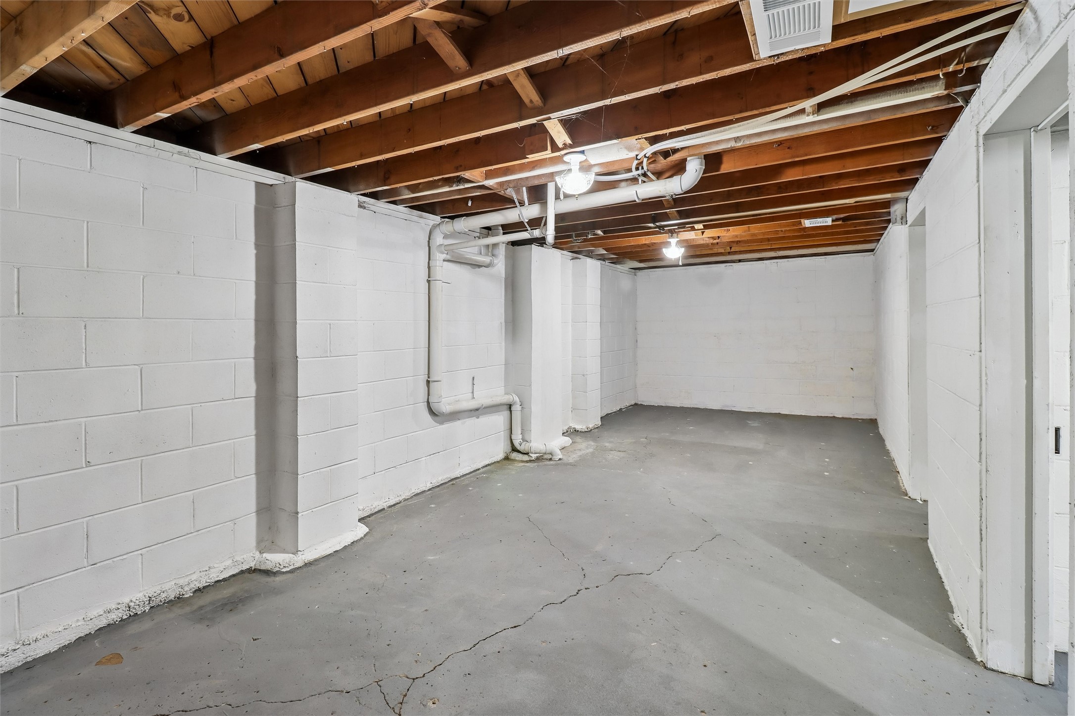 1404 Burlington Terrace Property Photo 13