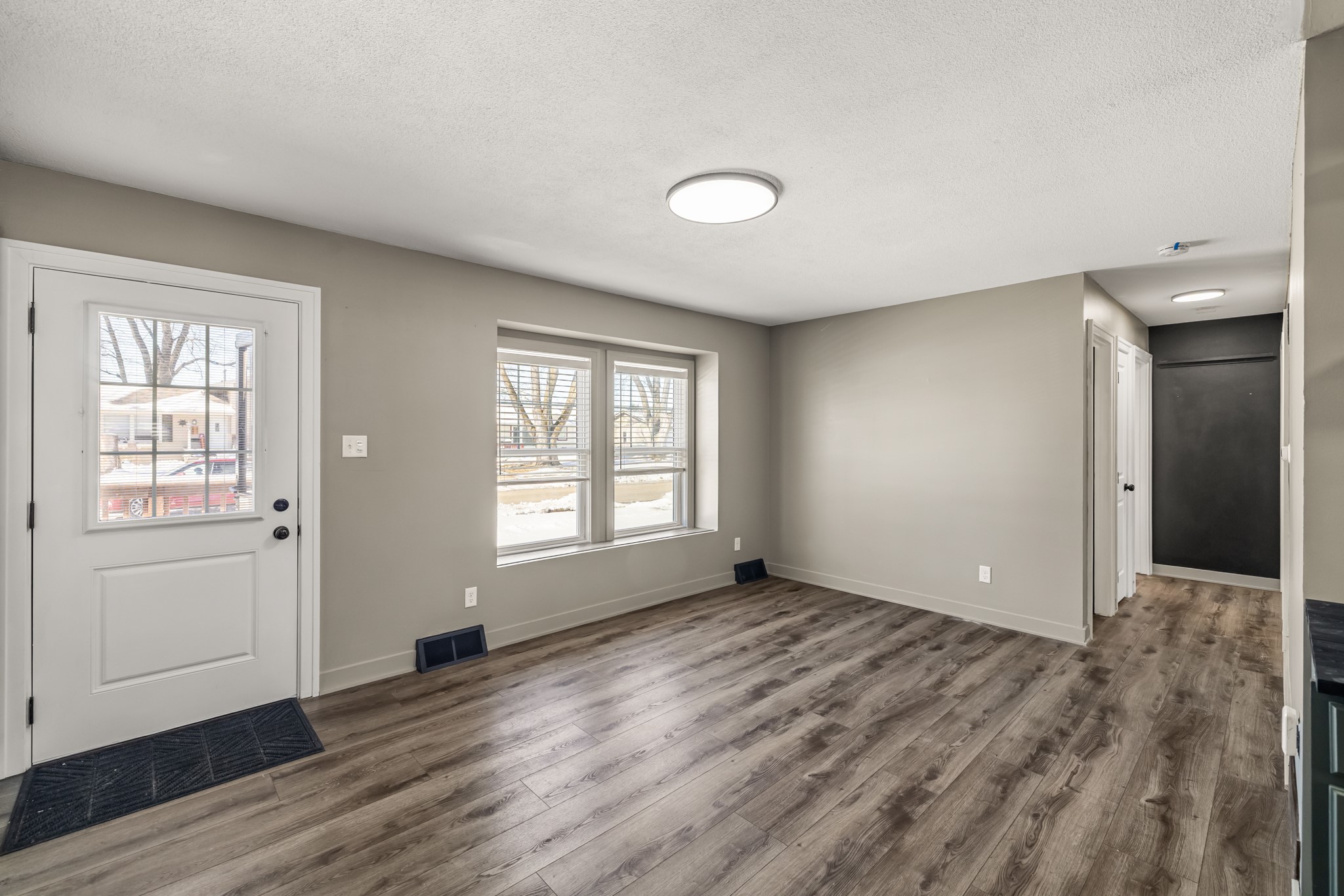 201 Ne Grant Street Property Photo 8