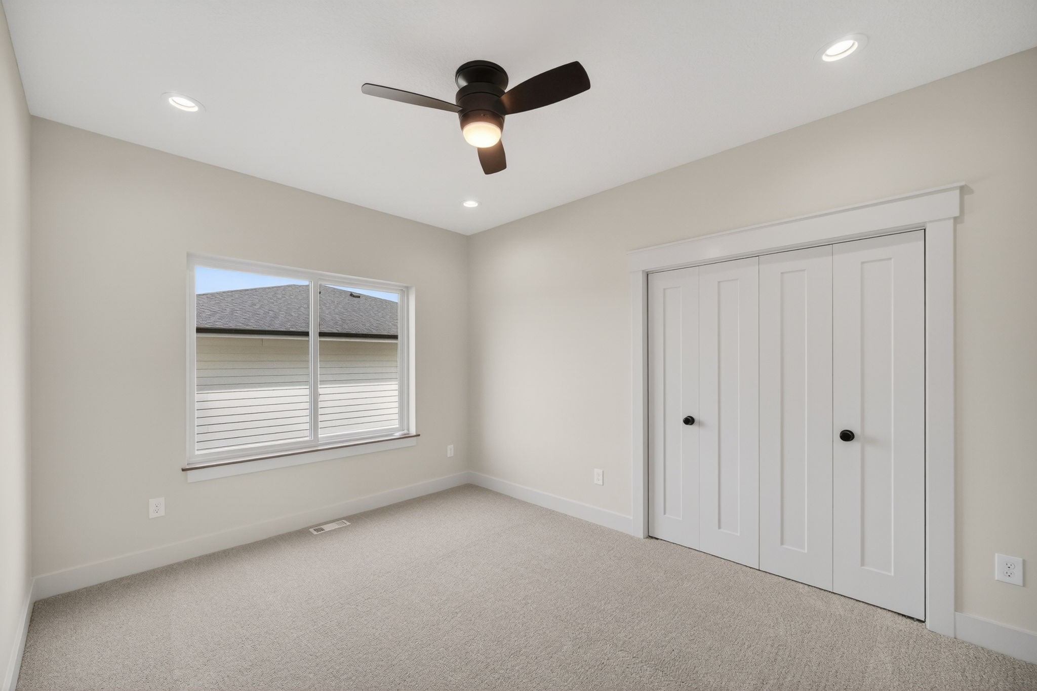 16408 N Valley Drive Property Photo 20