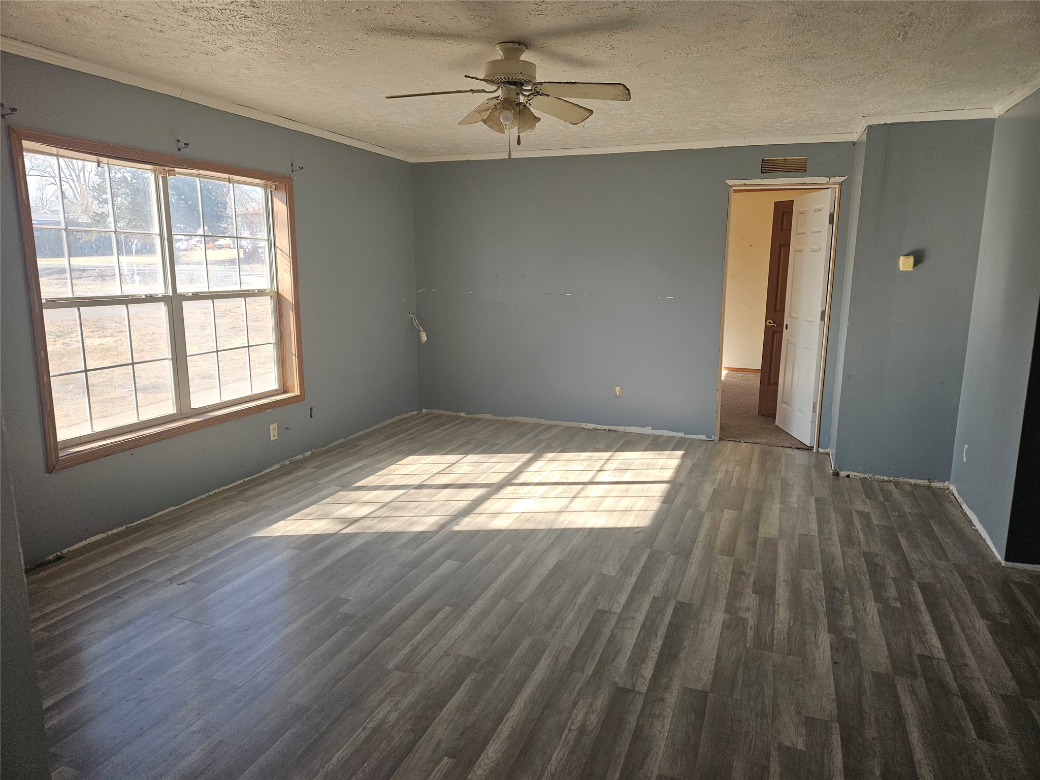 301 Ne C Street Property Photo 2