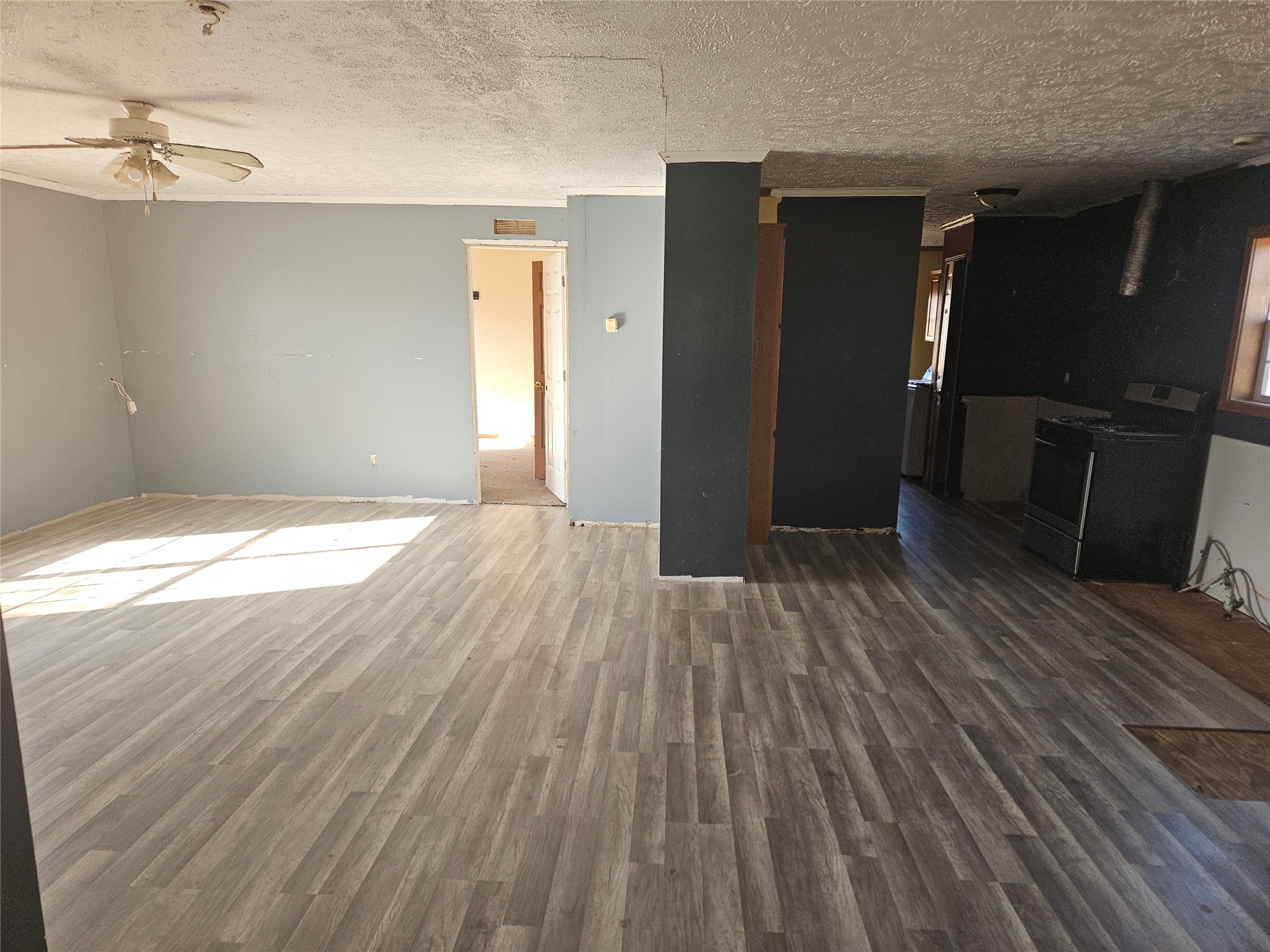 301 Ne C Street Property Photo 10
