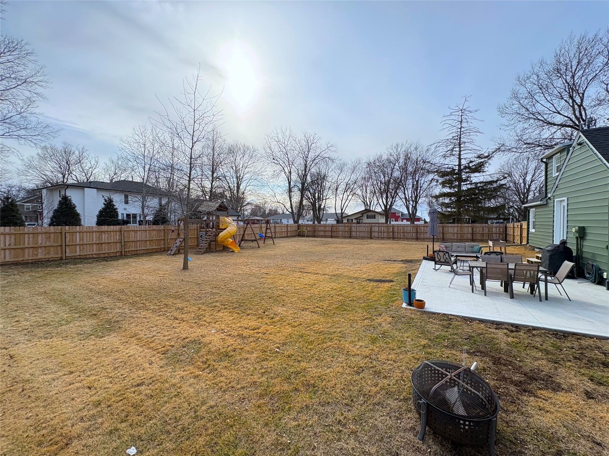 724 W Buchanan Street Property Photo 25
