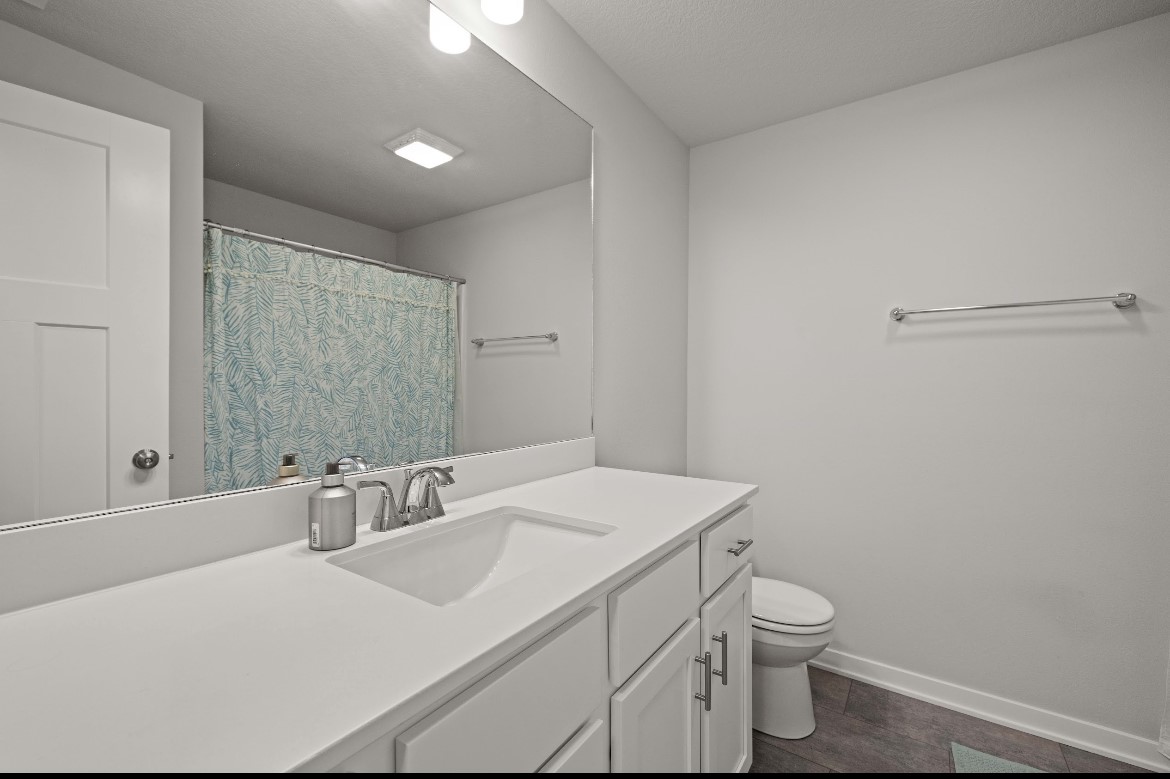 16660 Mill Pond Drive Property Photo 9