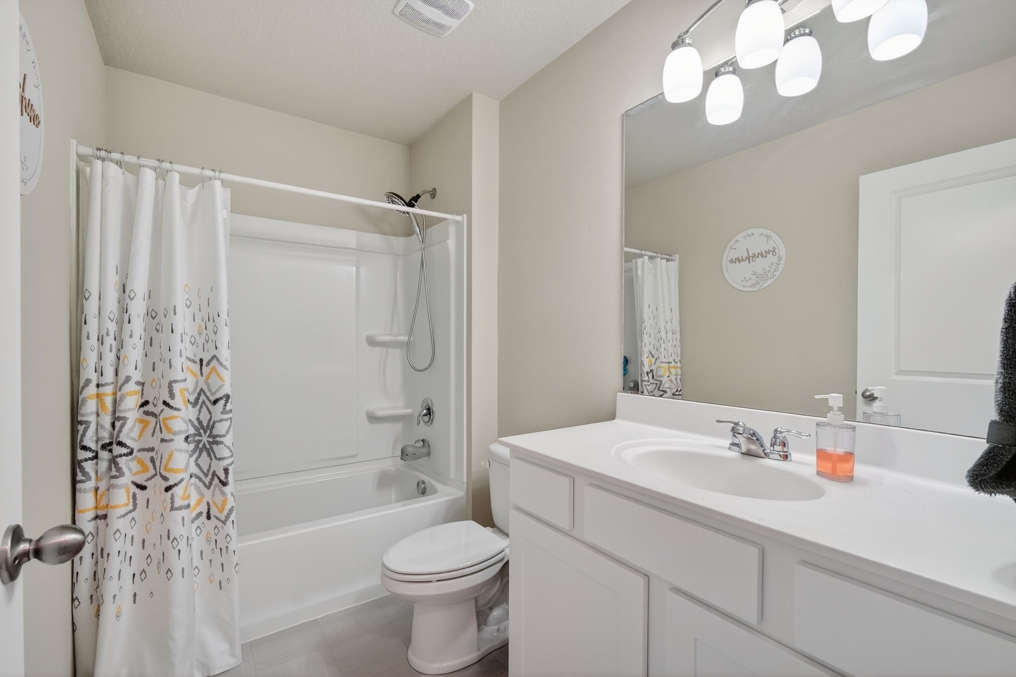 904 Cove Street Se Property Photo 18
