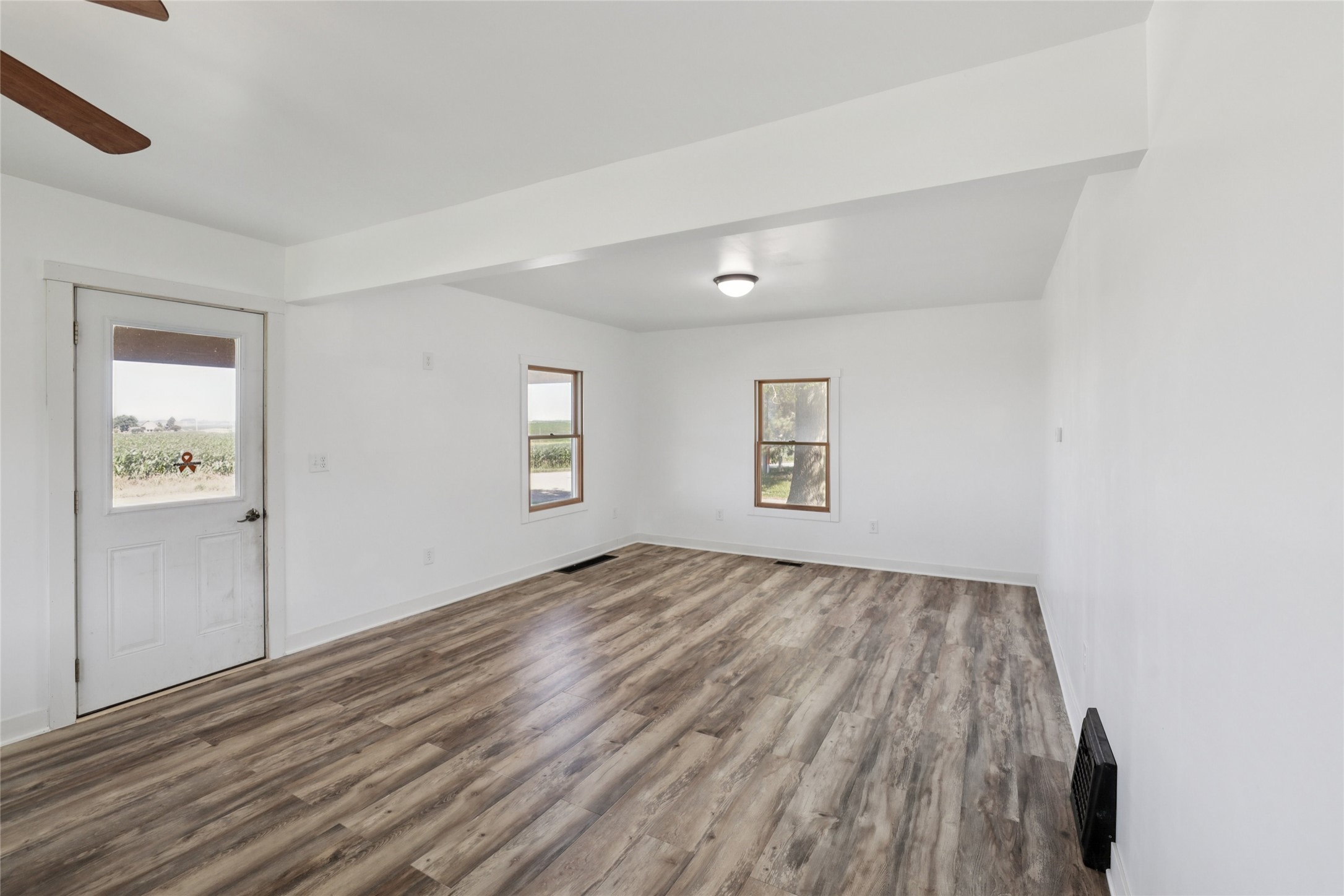 7404 Sioux Avenue Property Photo 6