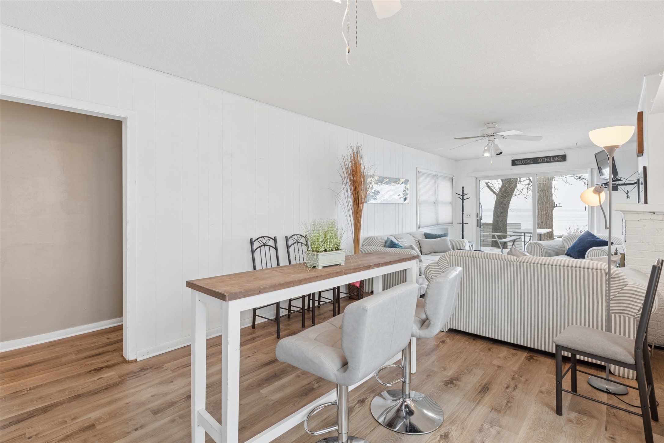 725 N Shore Drive Property Photo 9