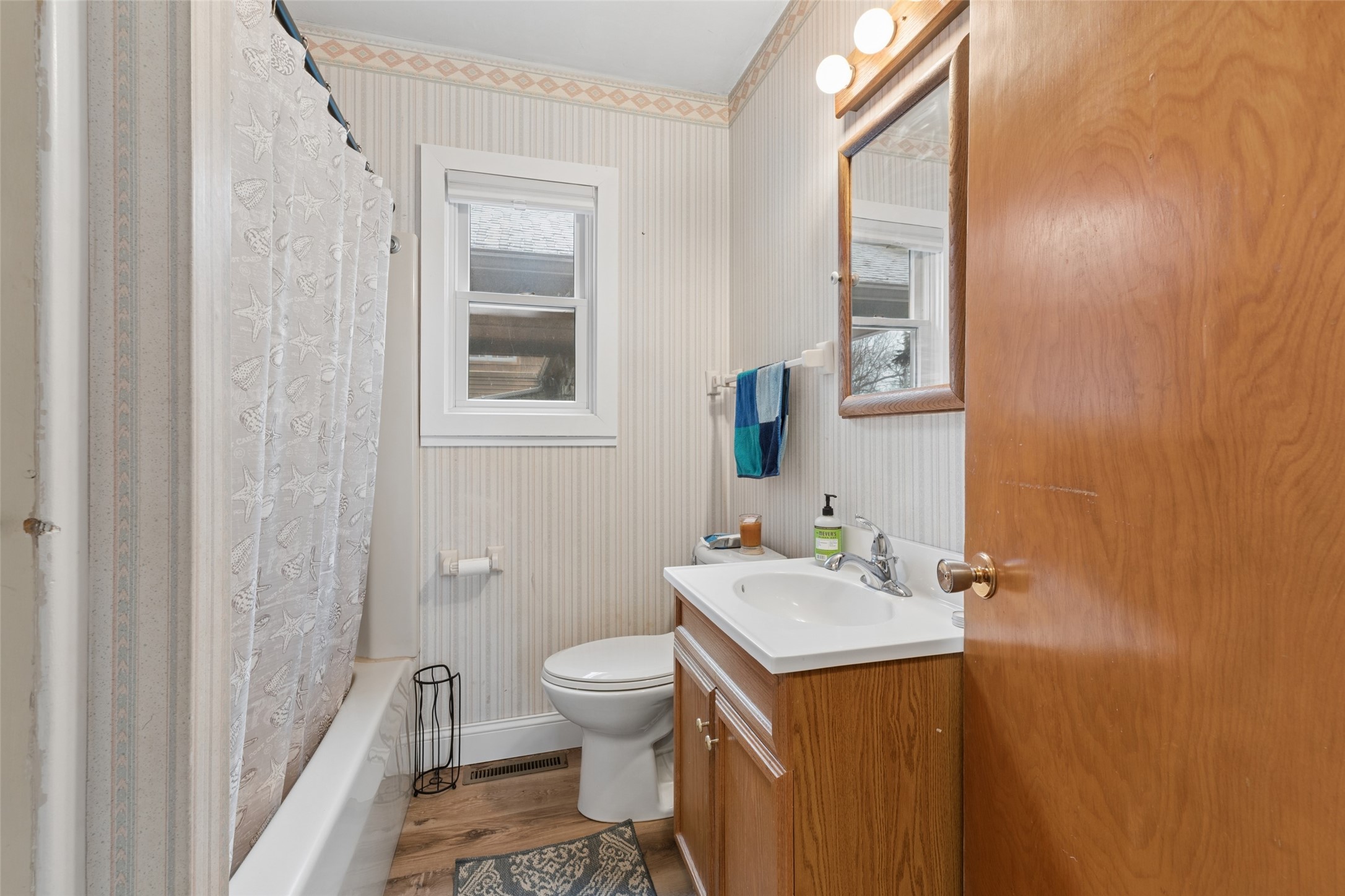 725 N Shore Drive Property Photo 16