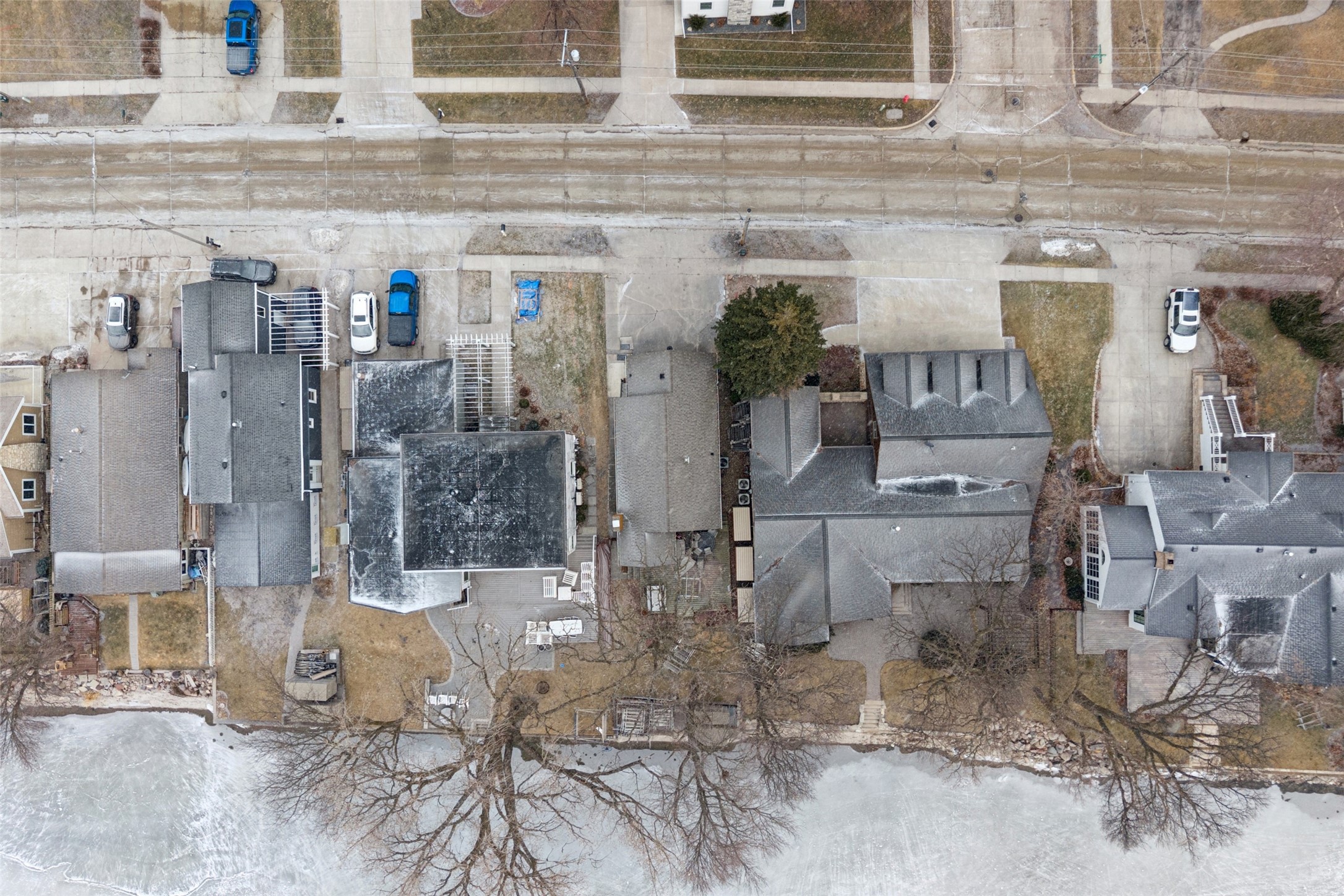 725 N Shore Drive Property Photo 26