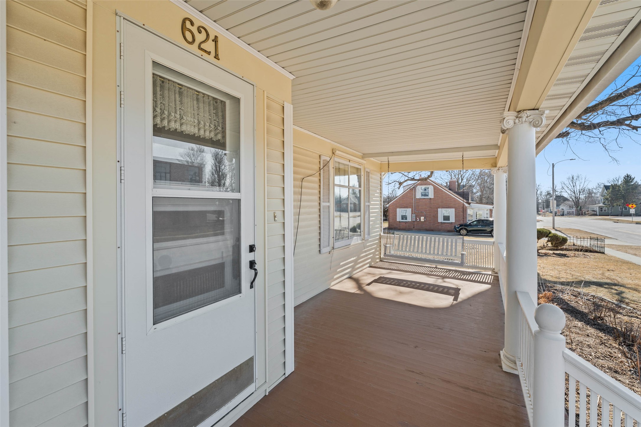 621 6th Street Property Photo 3