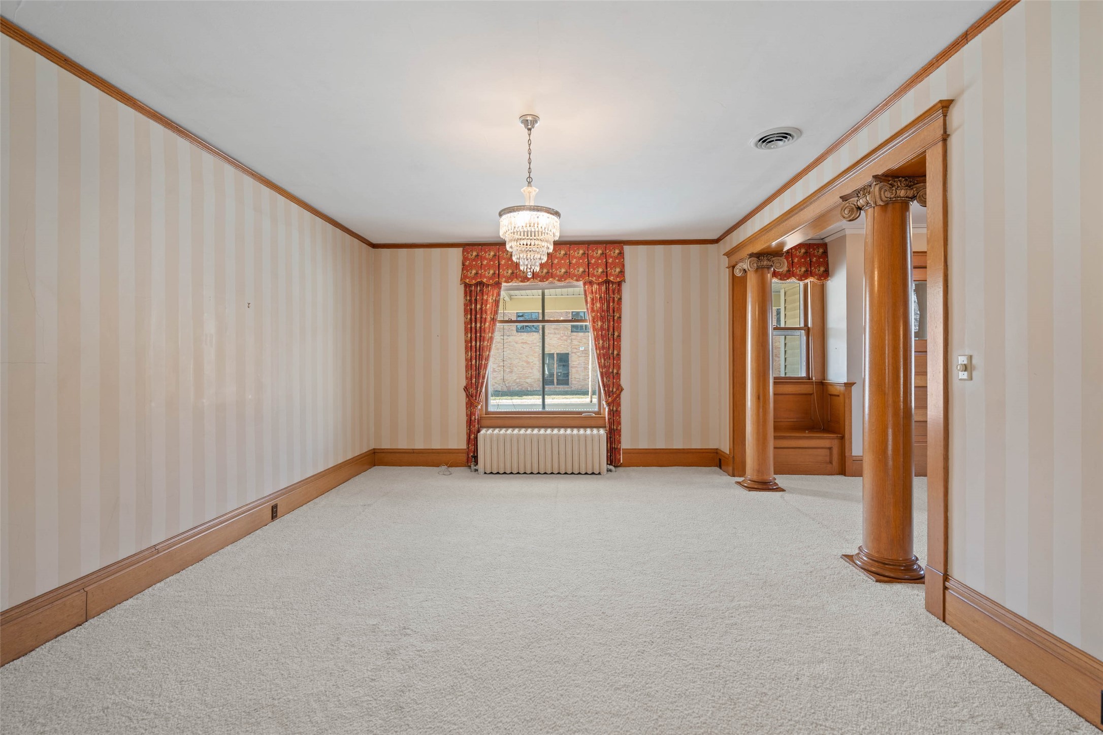 621 6th Street Property Photo 7