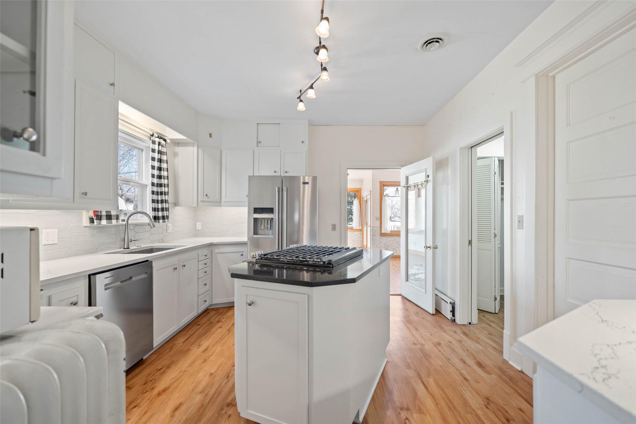621 6th Street Property Photo 14