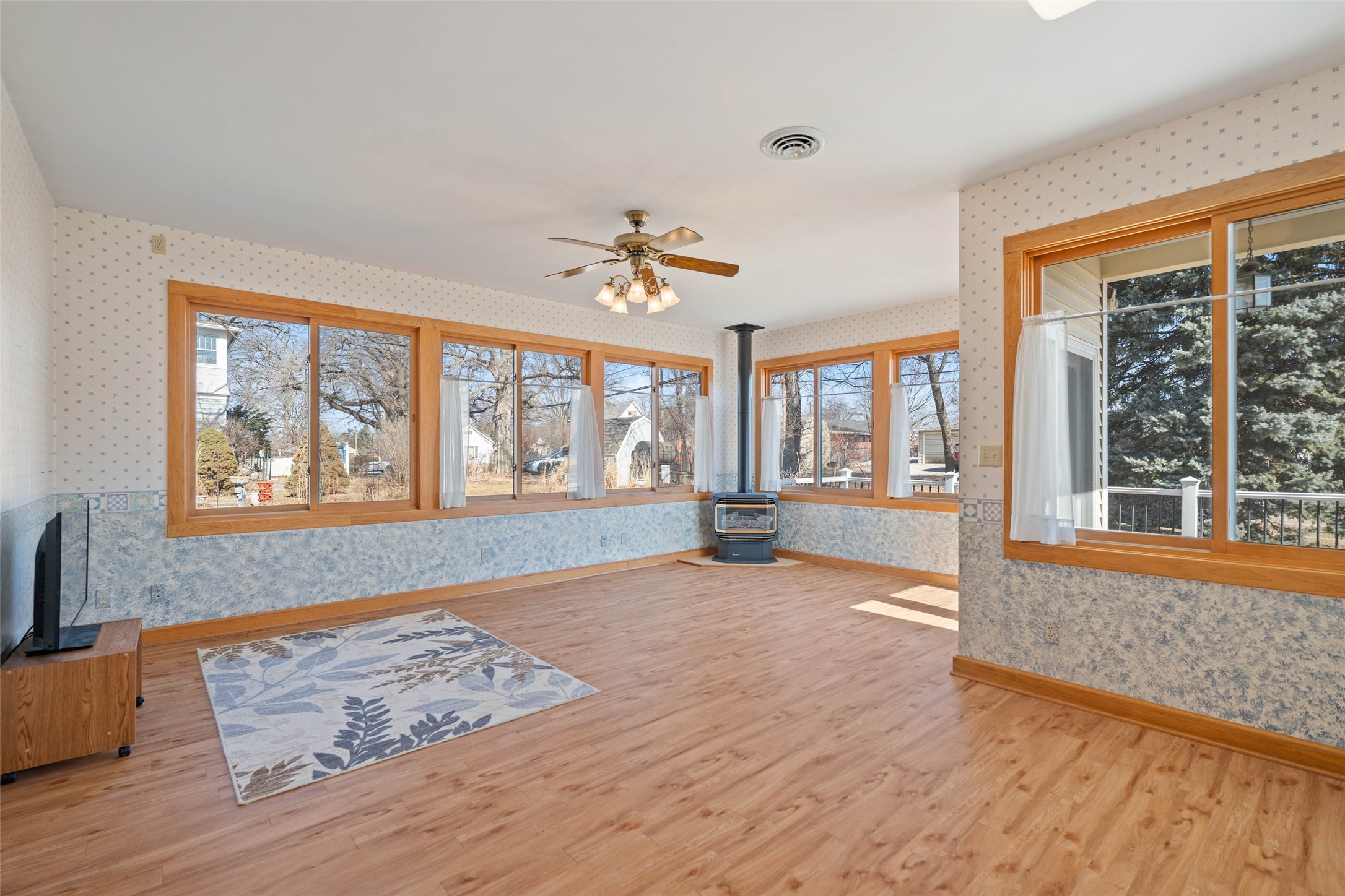 621 6th Street Property Photo 18