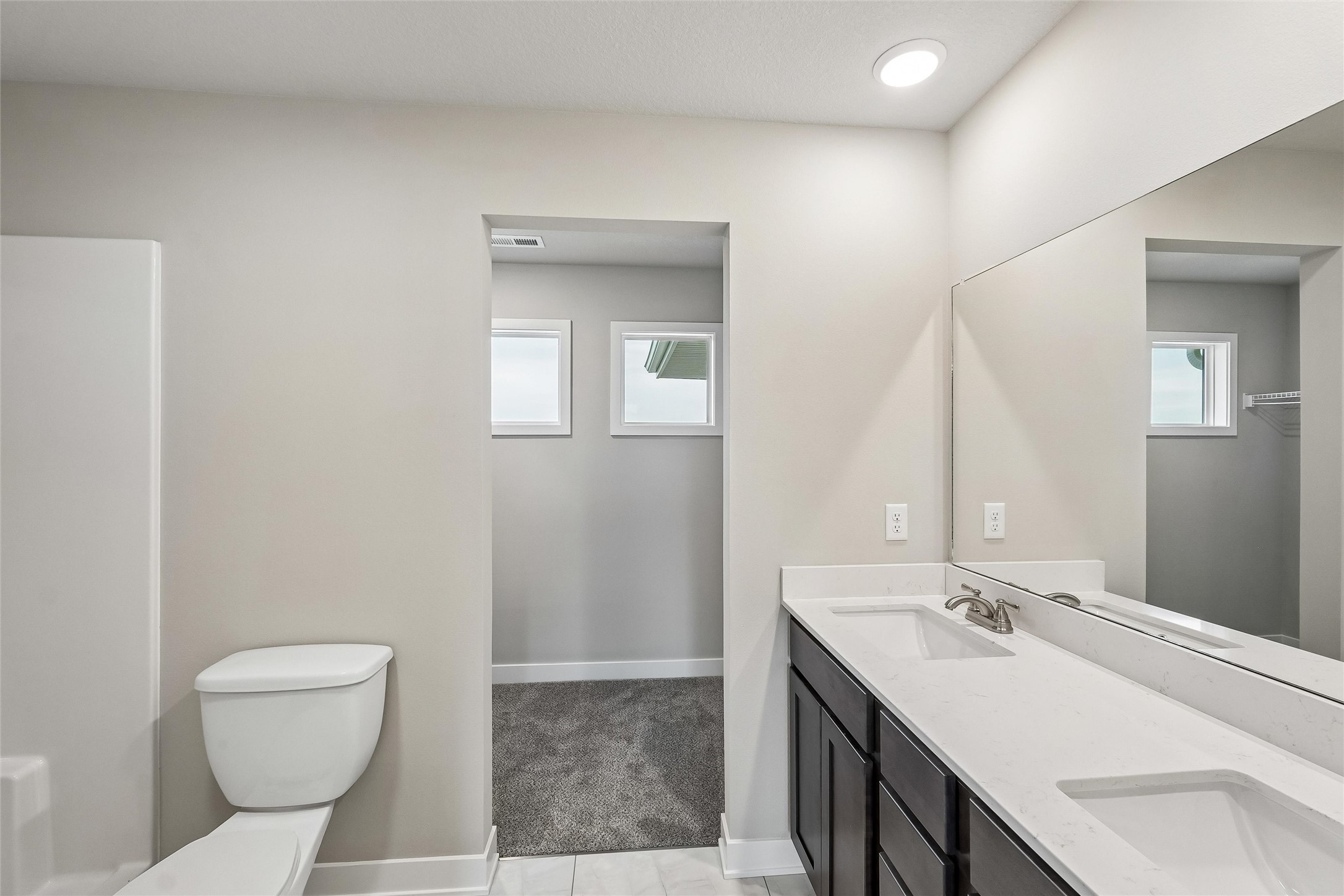 717 W Wright Road Property Photo 14