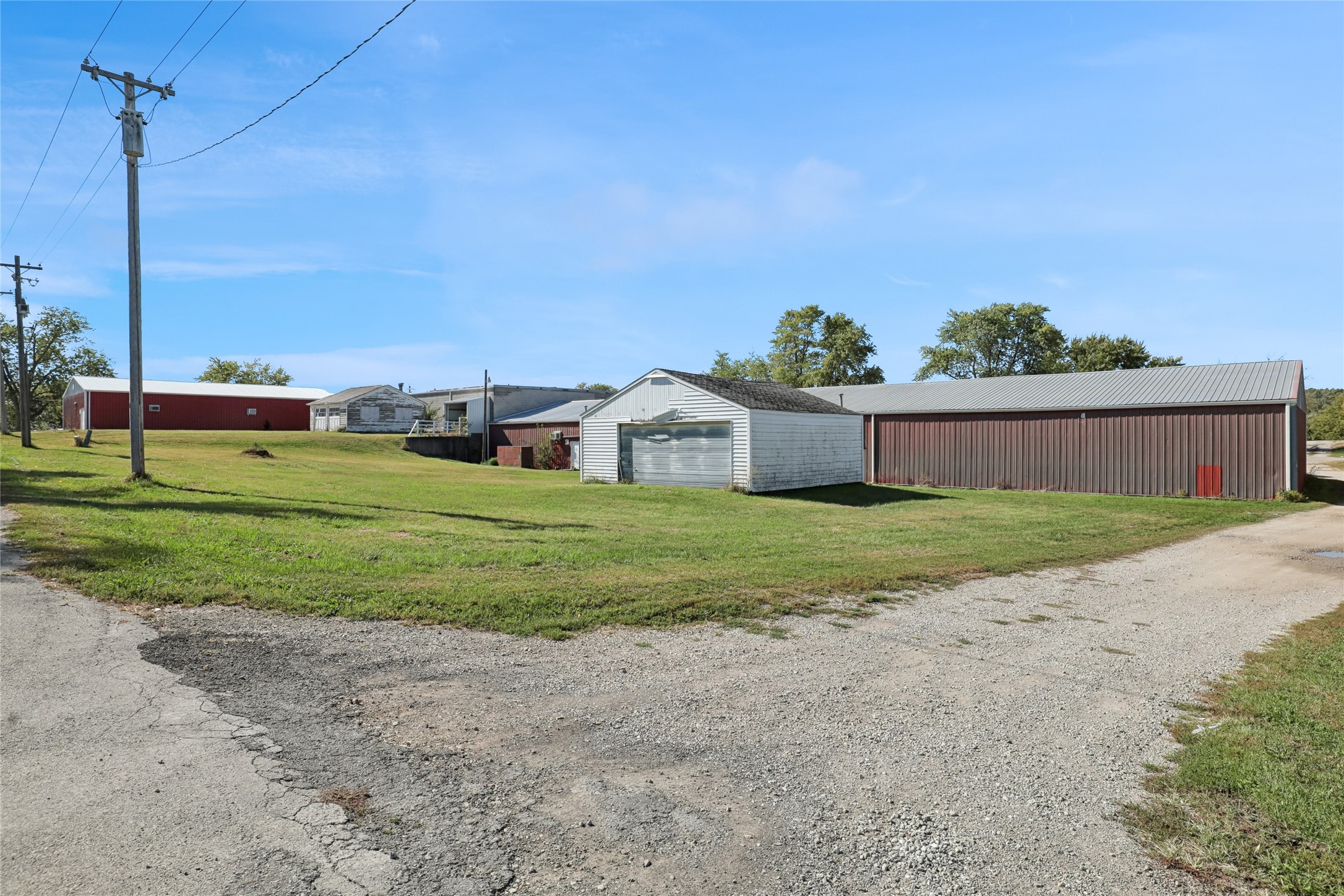 401 S Front Street Property Photo 10