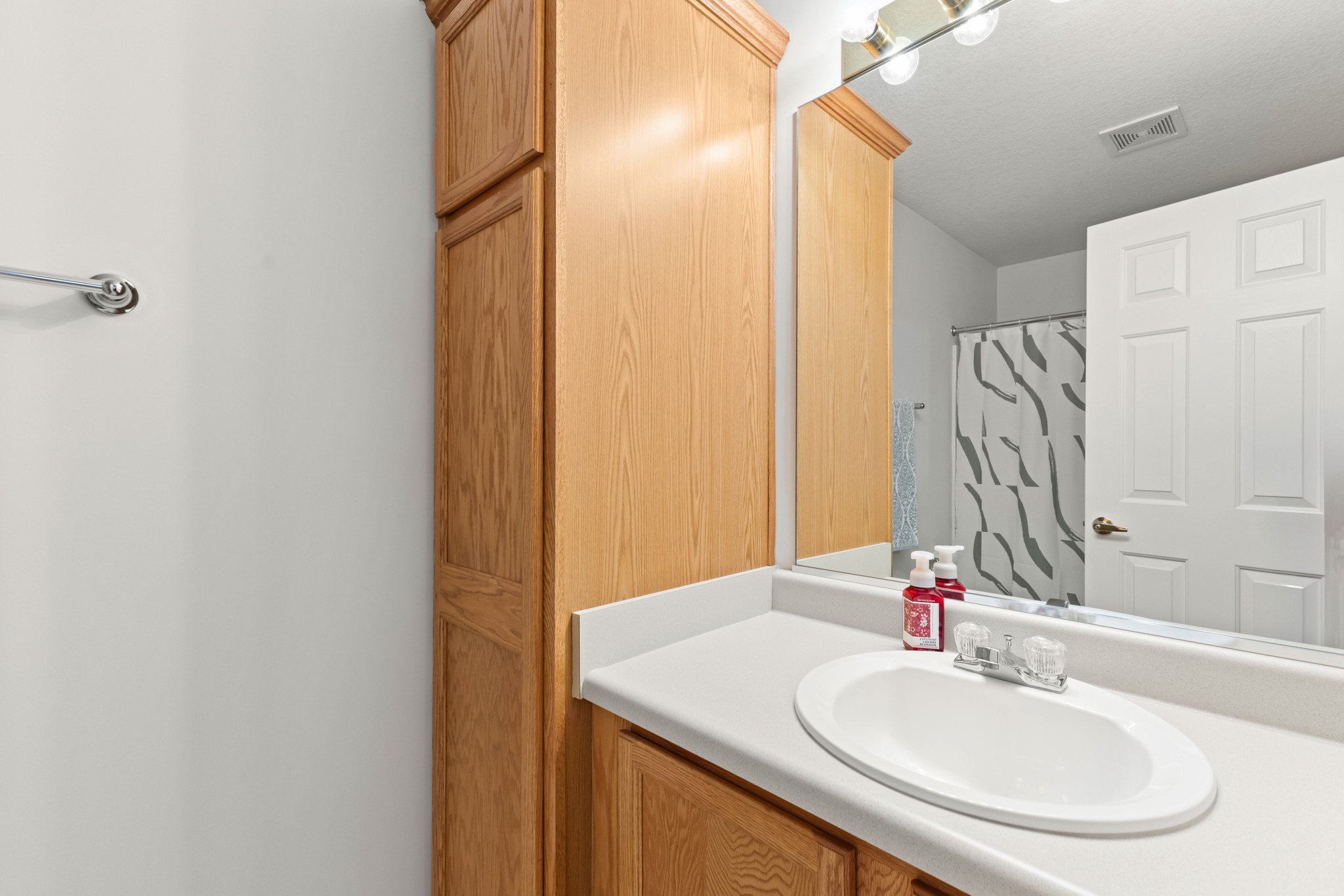 10415 Hickory Drive 9 Property Photo 17