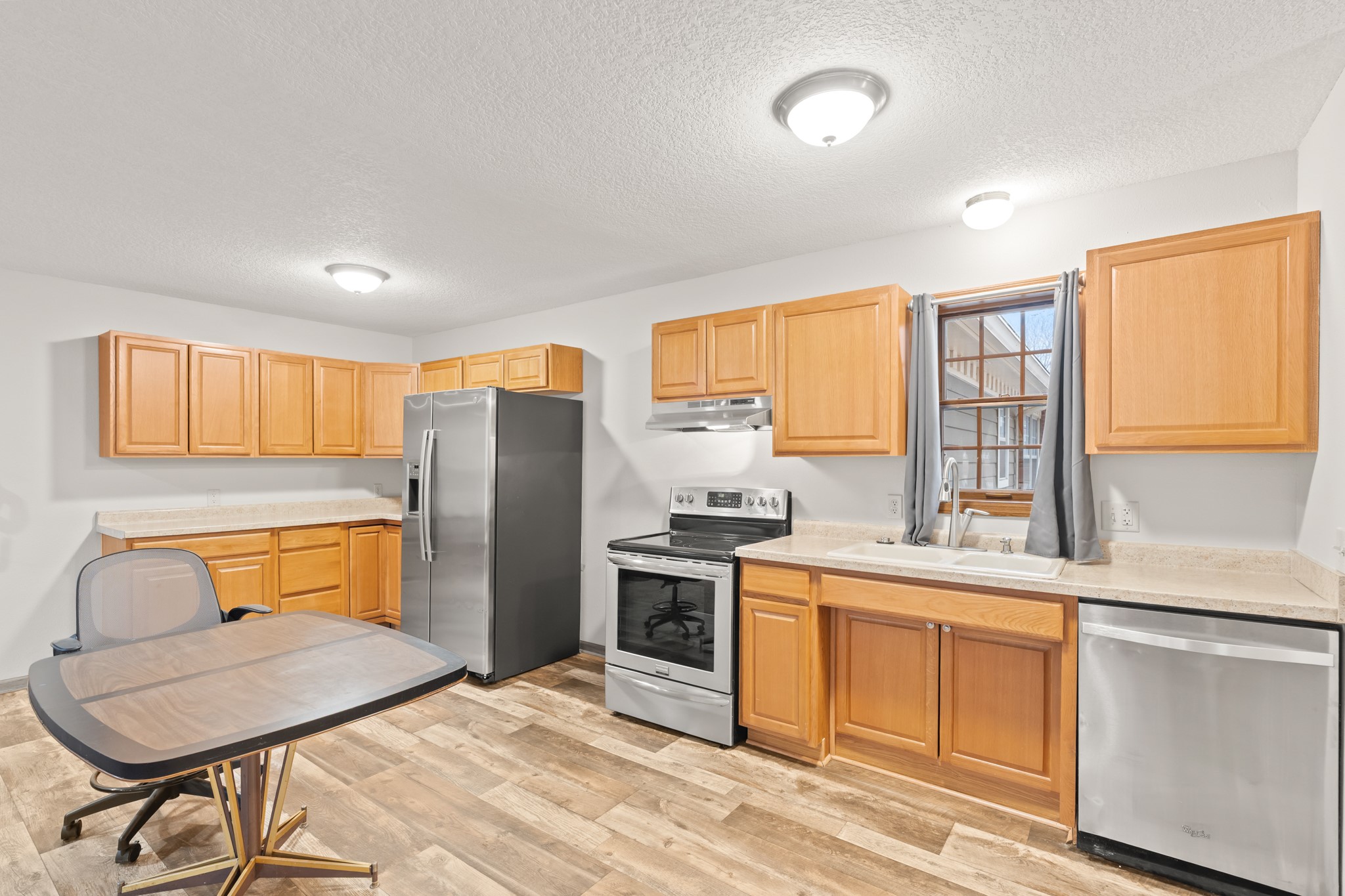 5408 Vista Drive Property Photo 4