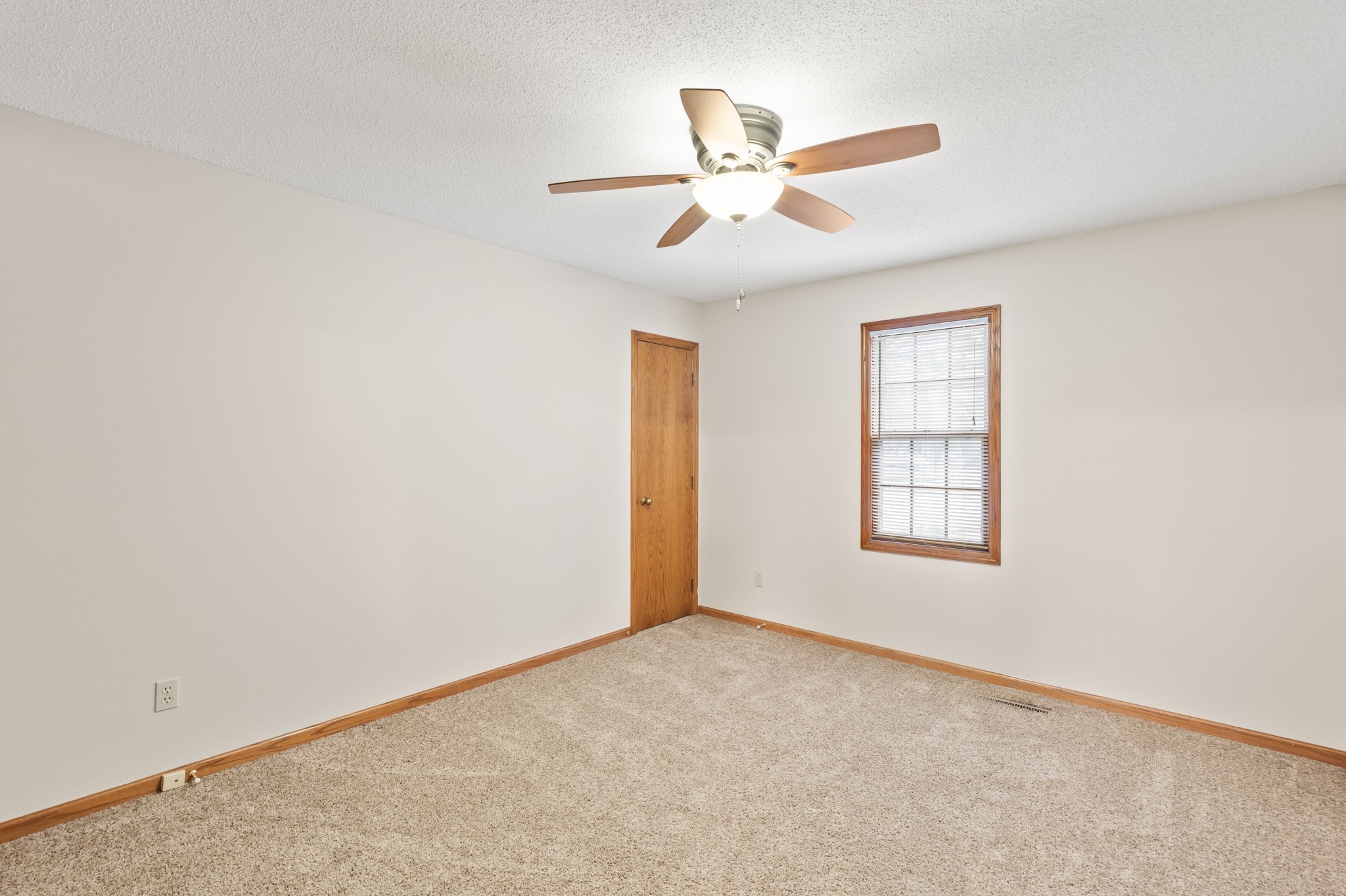 5408 Vista Drive Property Photo 18