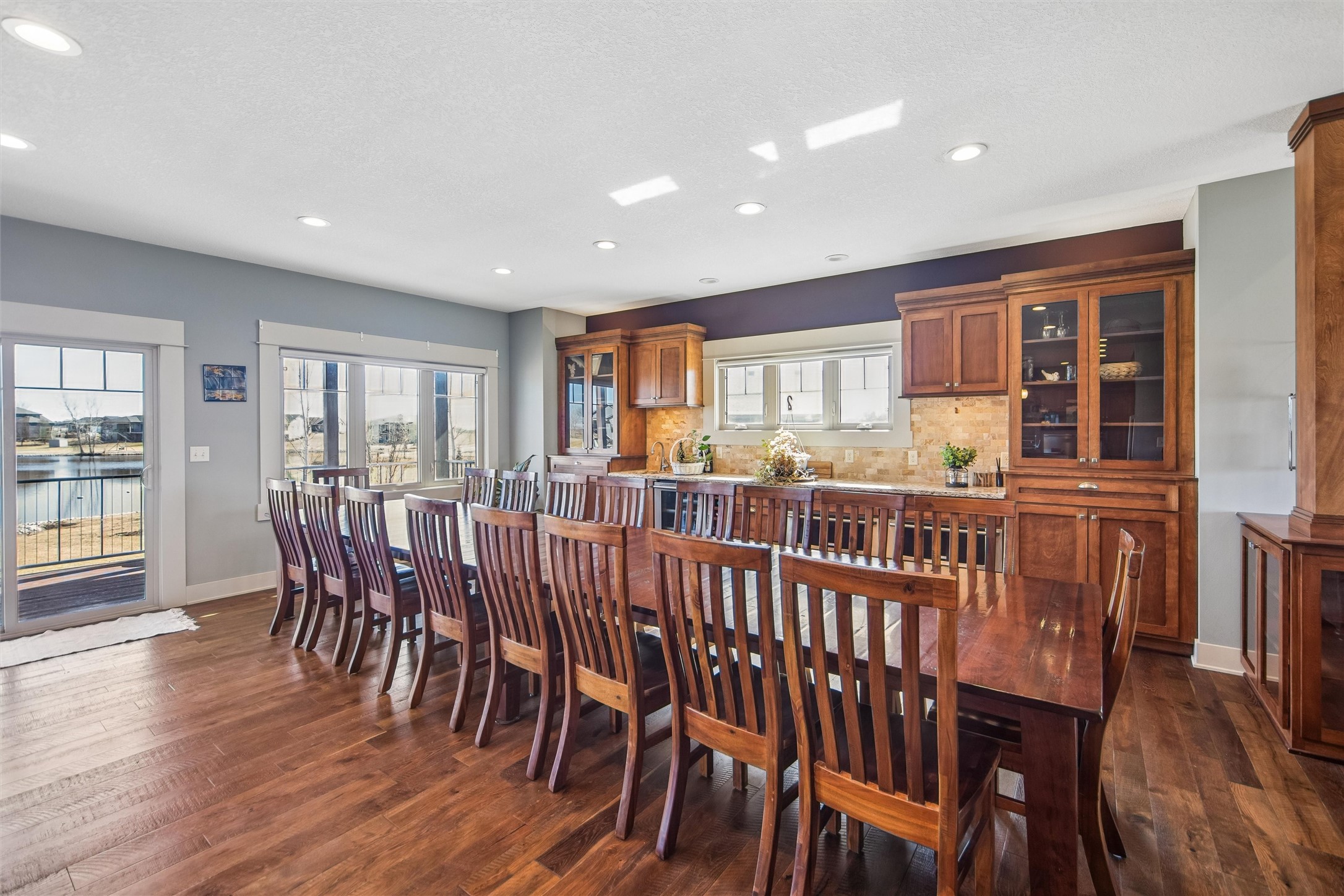 110 Lake Shore Drive Property Photo 8