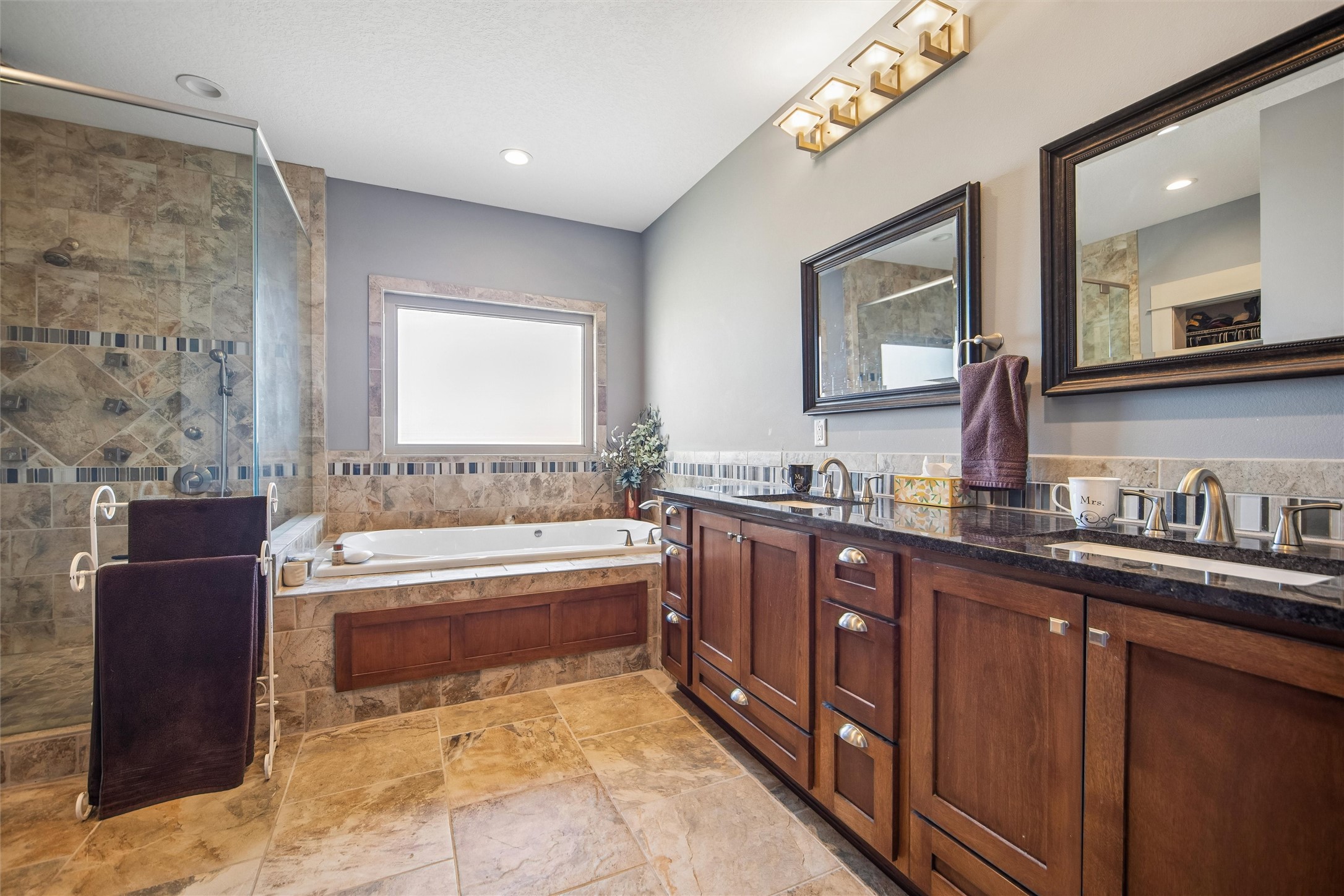 110 Lake Shore Drive Property Photo 17
