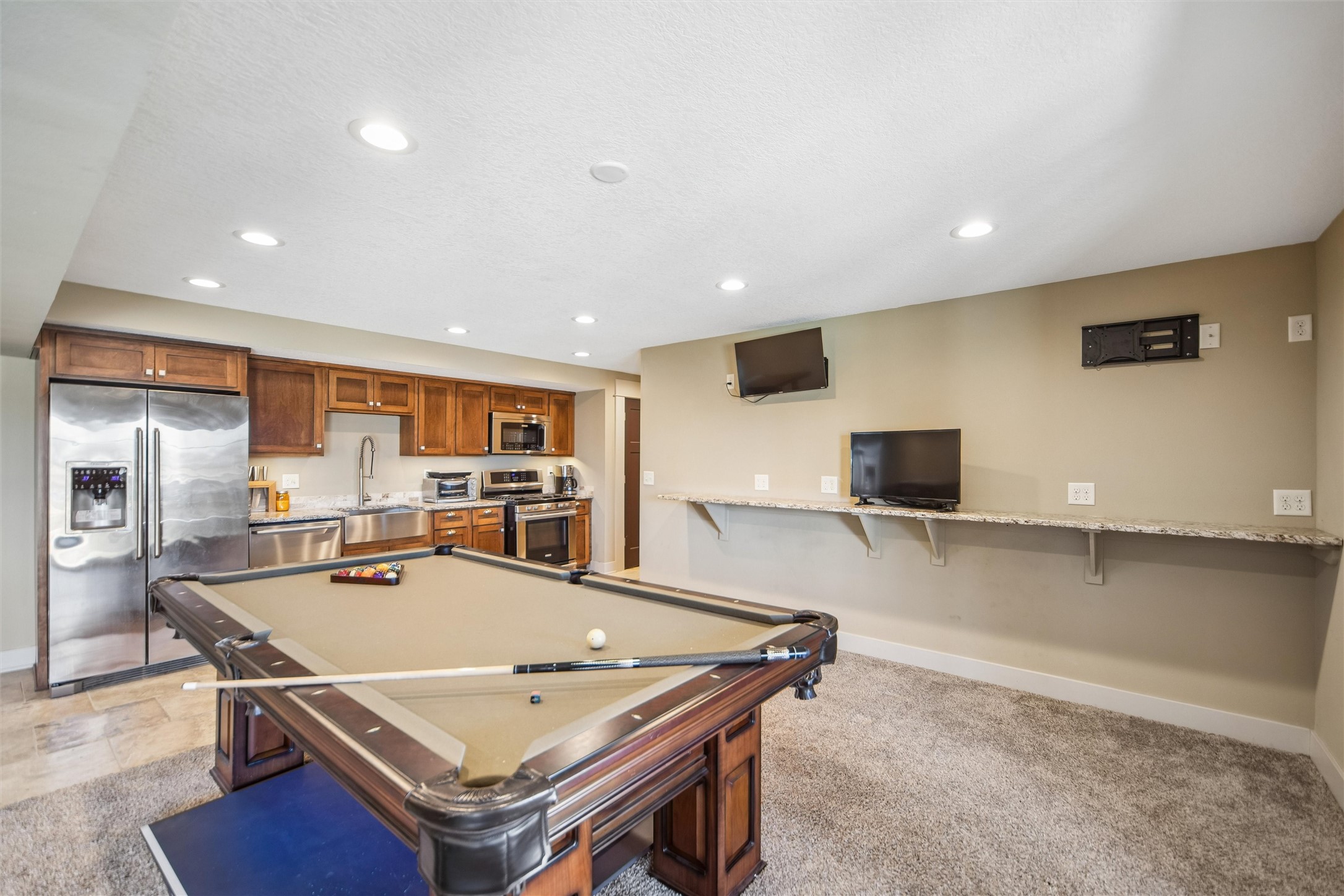 110 Lake Shore Drive Property Photo 25