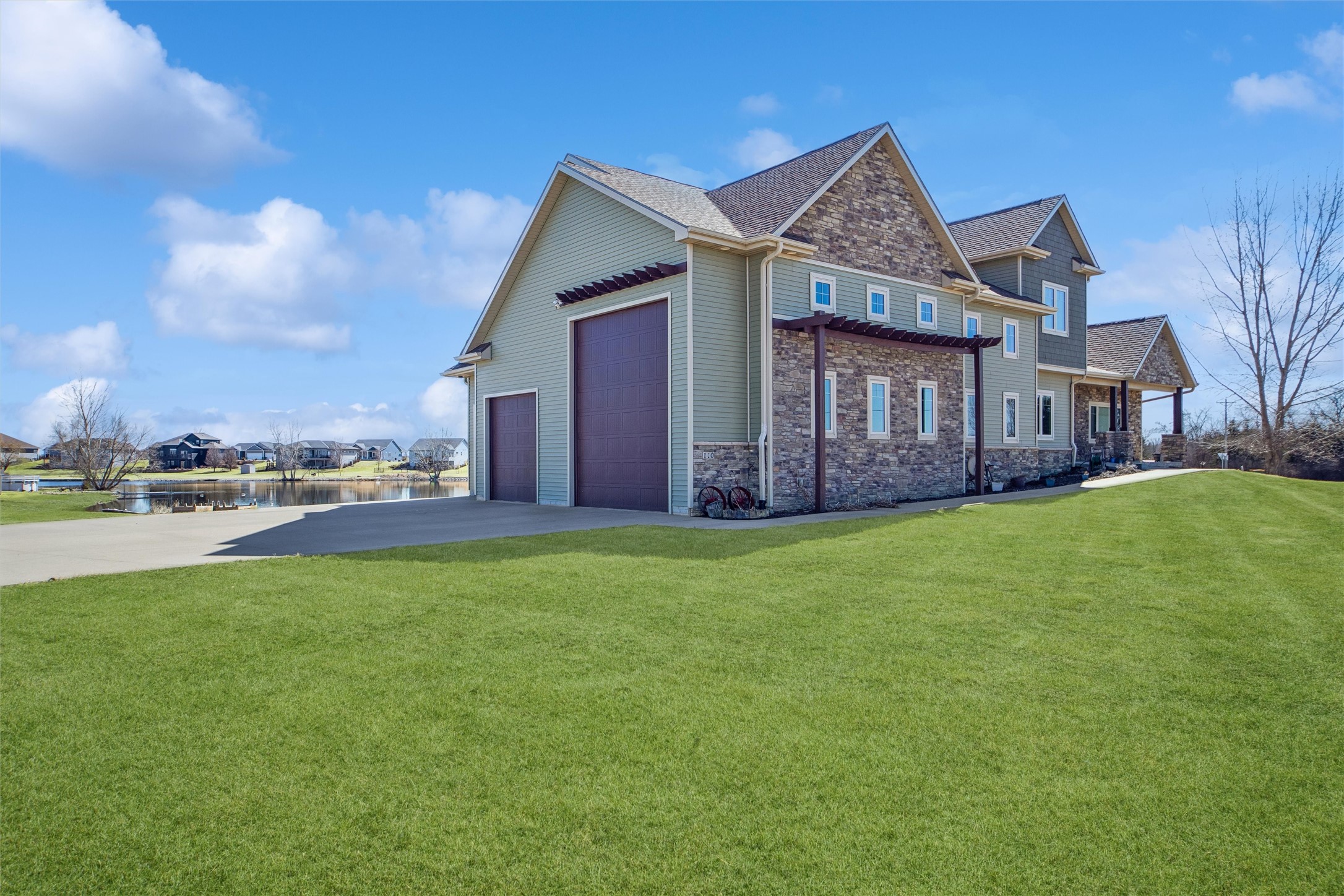 110 Lake Shore Drive Property Photo 31