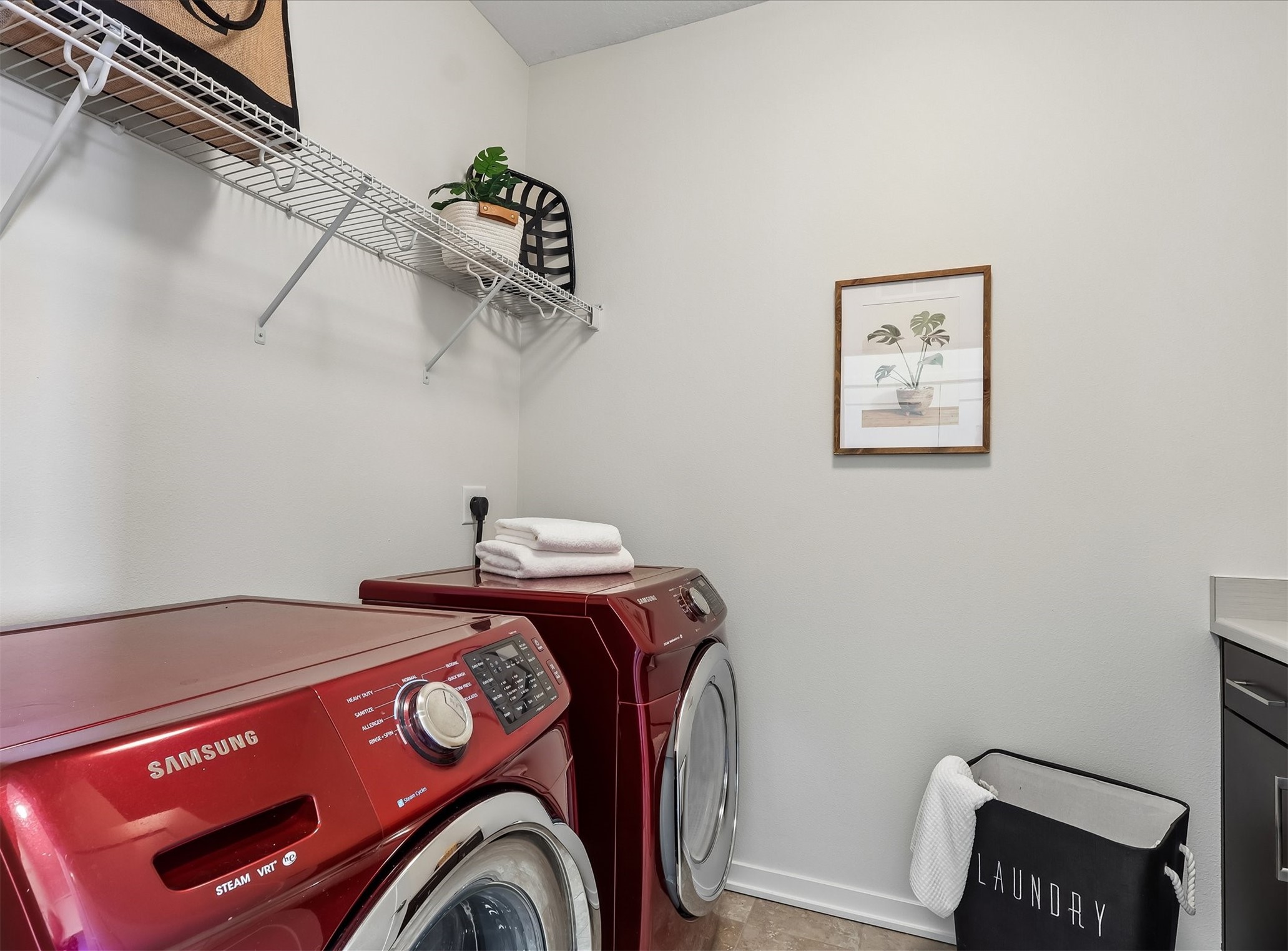 1633 Grand Avenue Property Photo 18
