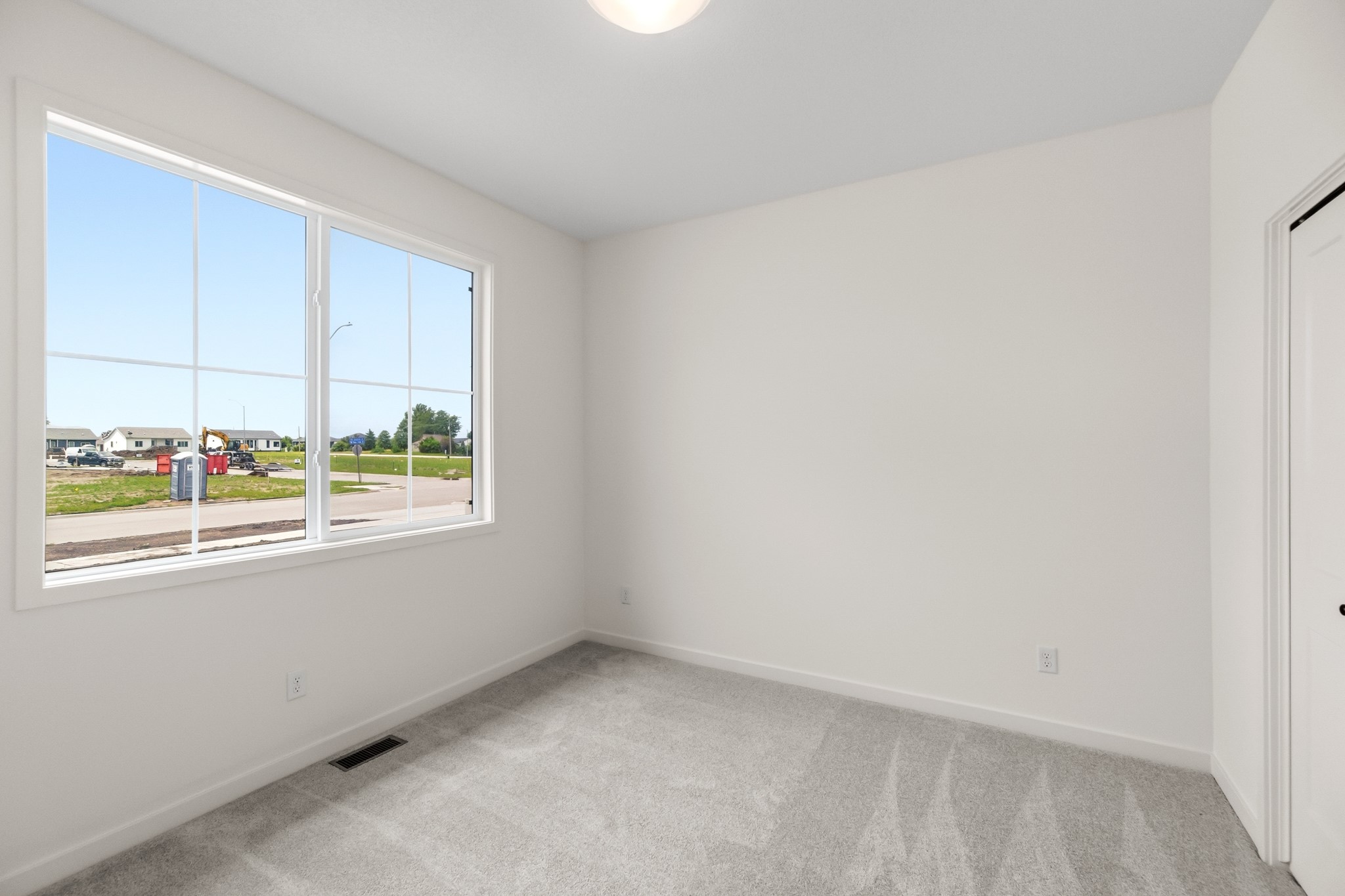 2824 Nw Reinhart Drive Property Photo 21