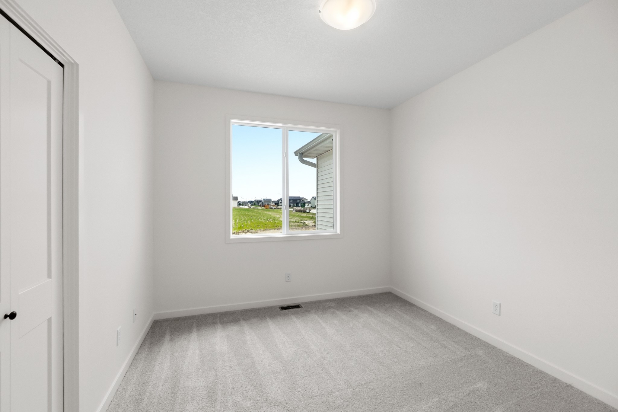 2824 Nw Reinhart Drive Property Photo 22
