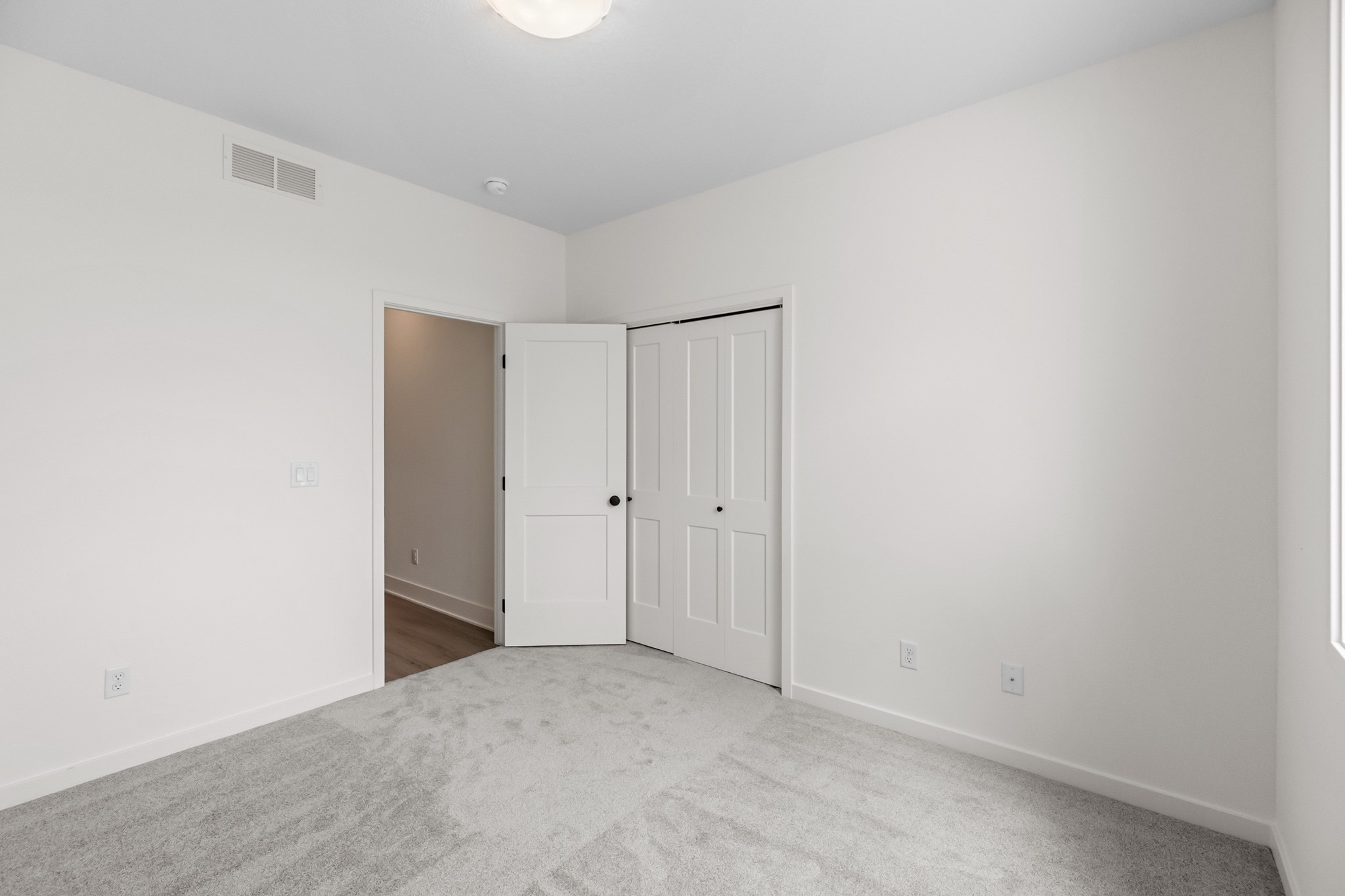 2824 Nw Reinhart Drive Property Photo 25