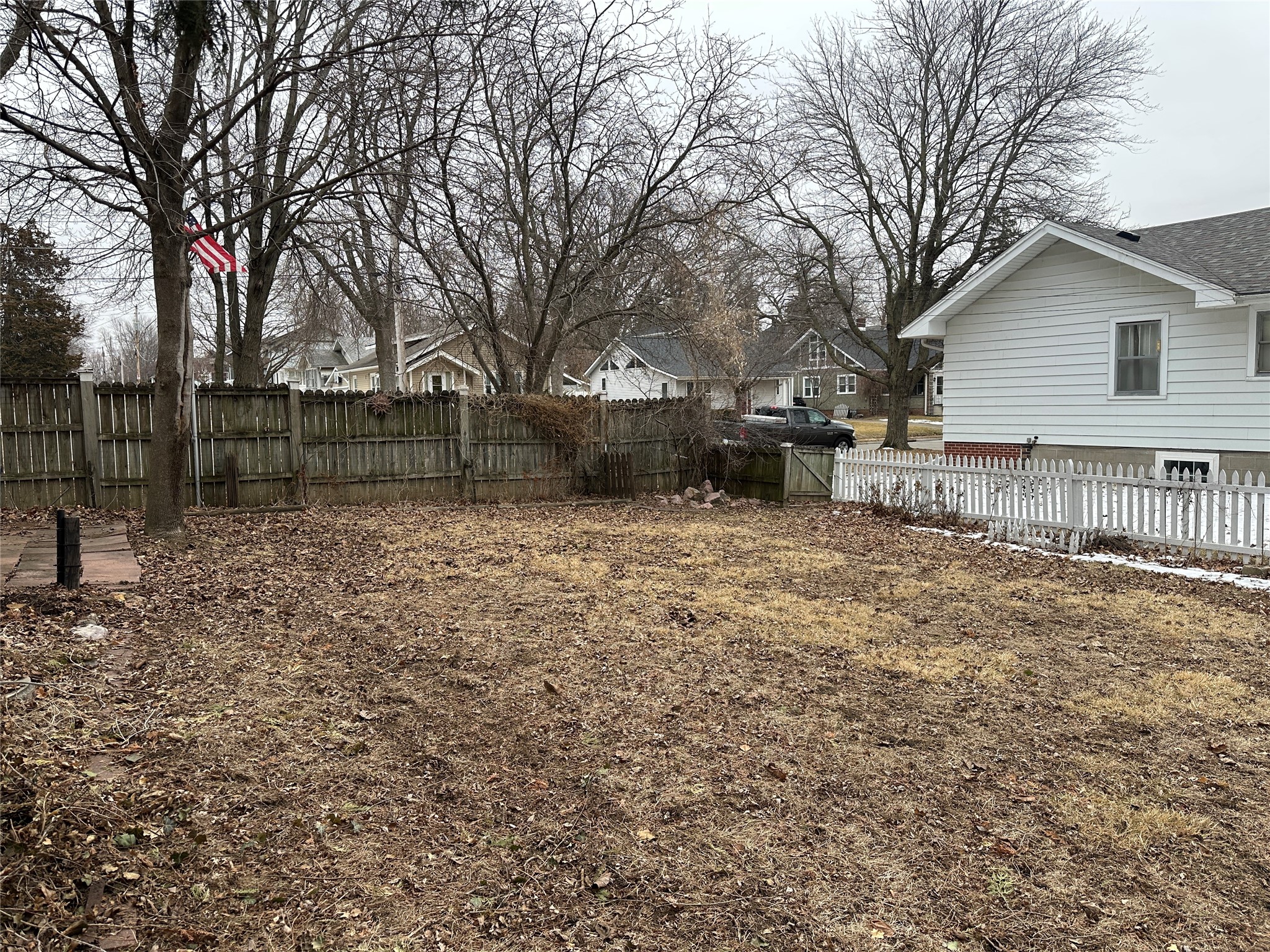 325 W 8th Street S Property Photo 27