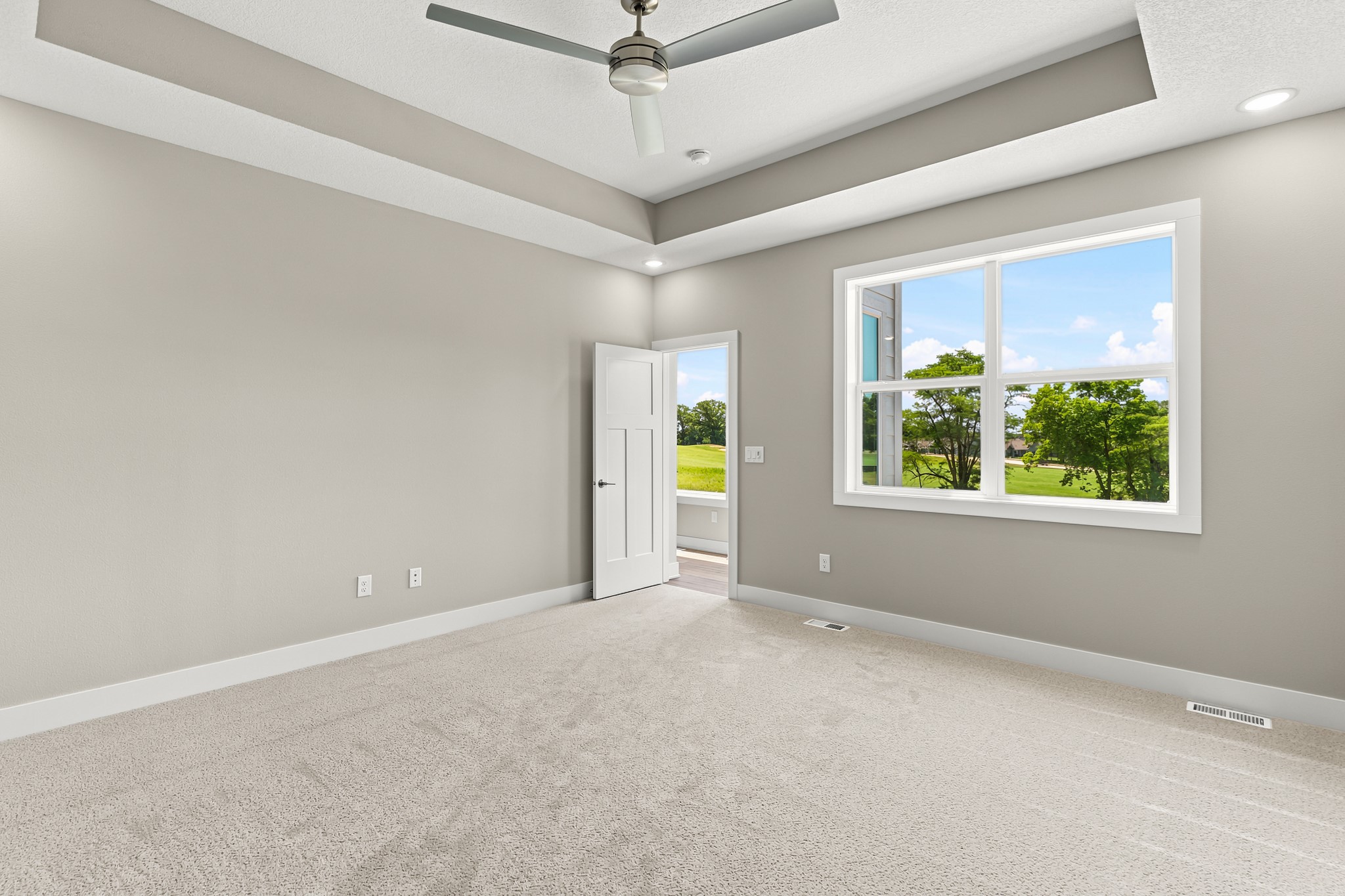 2531 Bos Landen Drive Property Photo 13