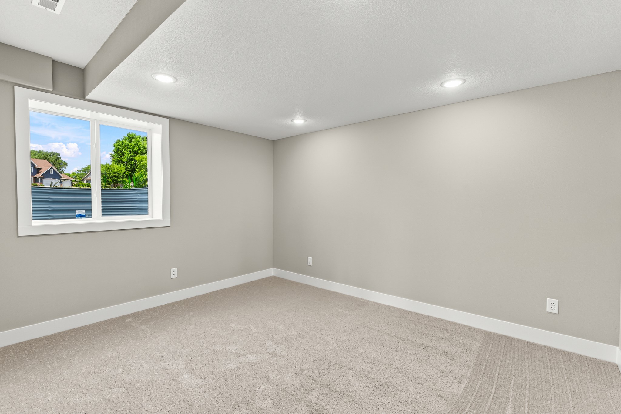 2531 Bos Landen Drive Property Photo 31