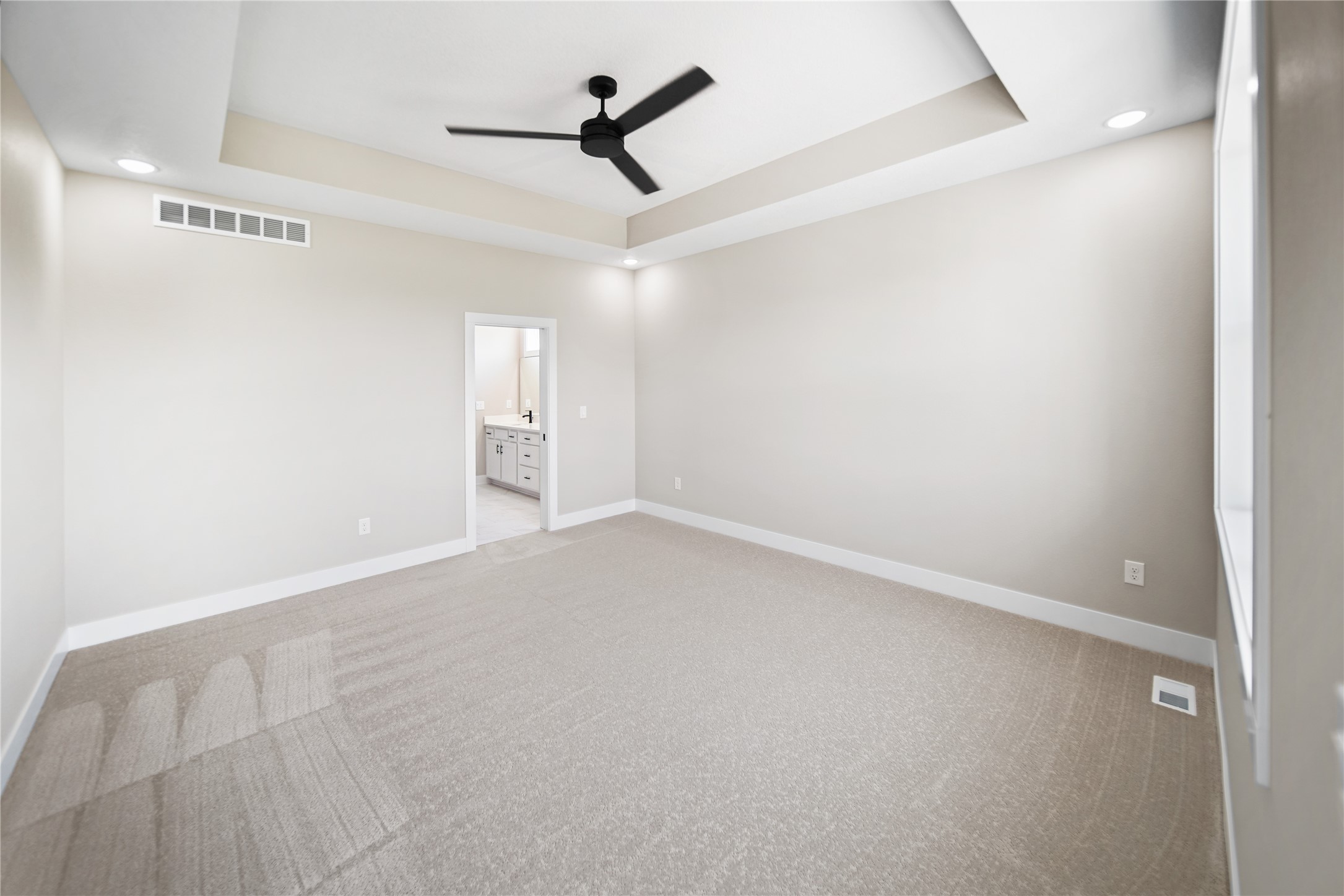 2525 Bos Landen Drive Property Photo 11