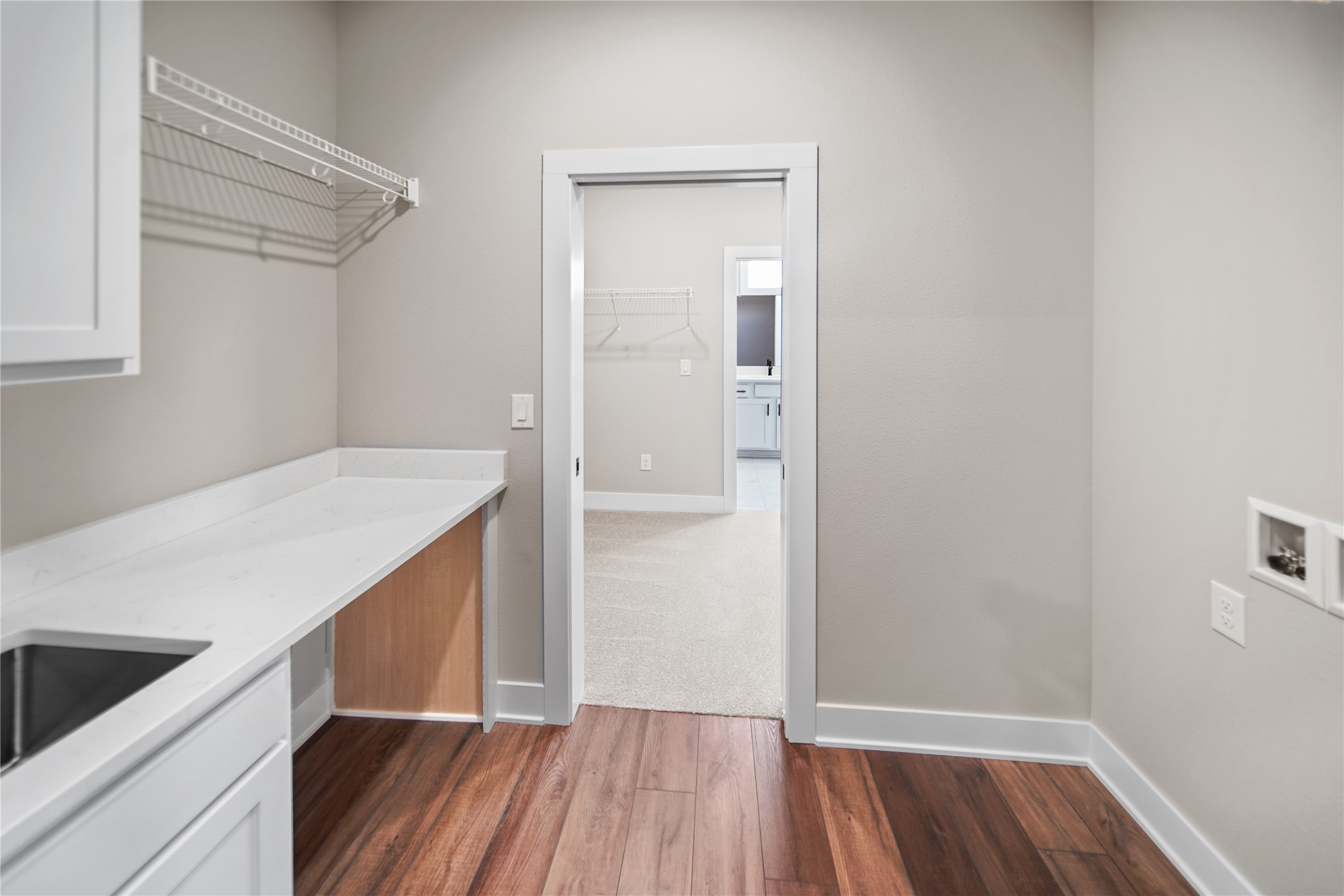 2525 Bos Landen Drive Property Photo 14
