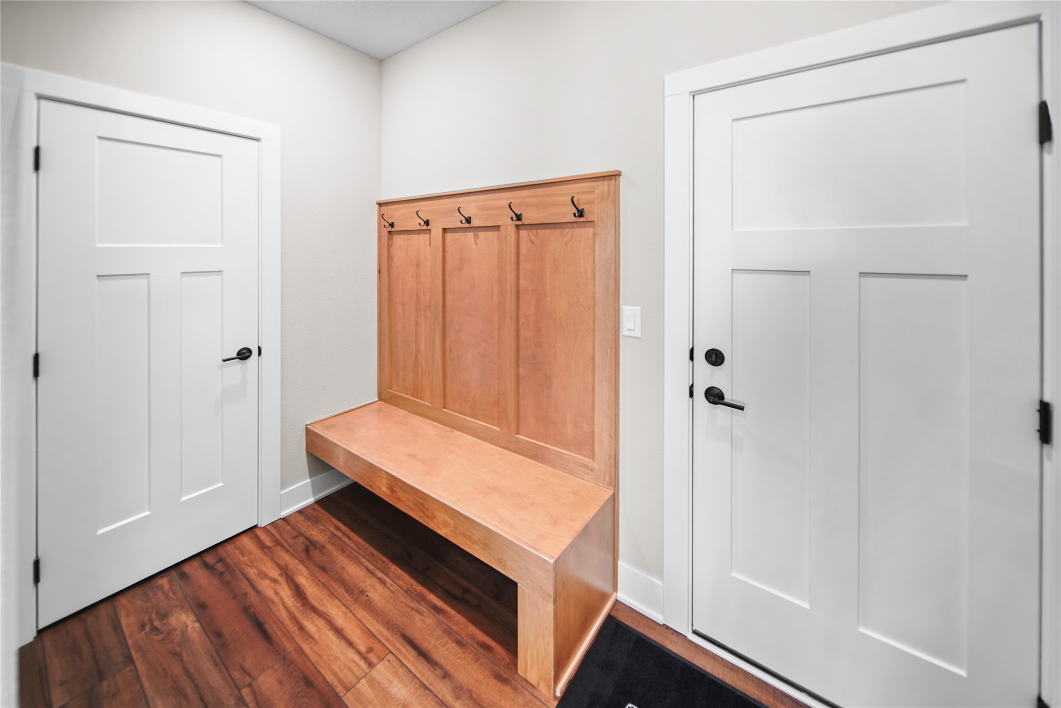 2525 Bos Landen Drive Property Photo 16