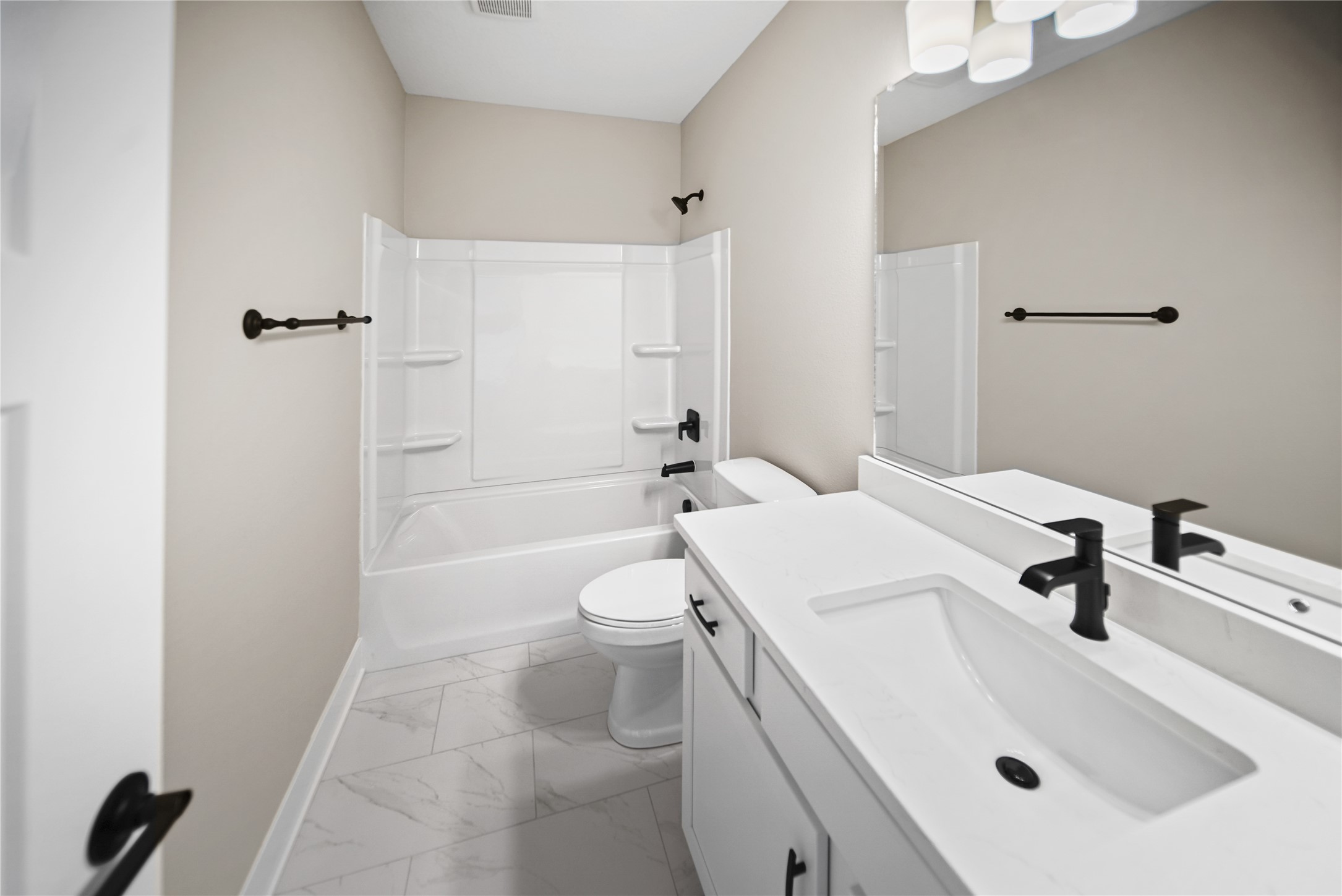 2525 Bos Landen Drive Property Photo 23