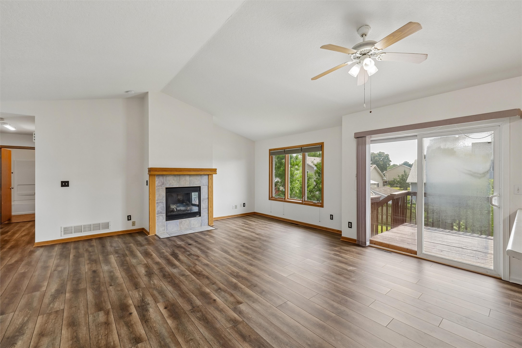 2716 River Ridge Road Property Photo 1